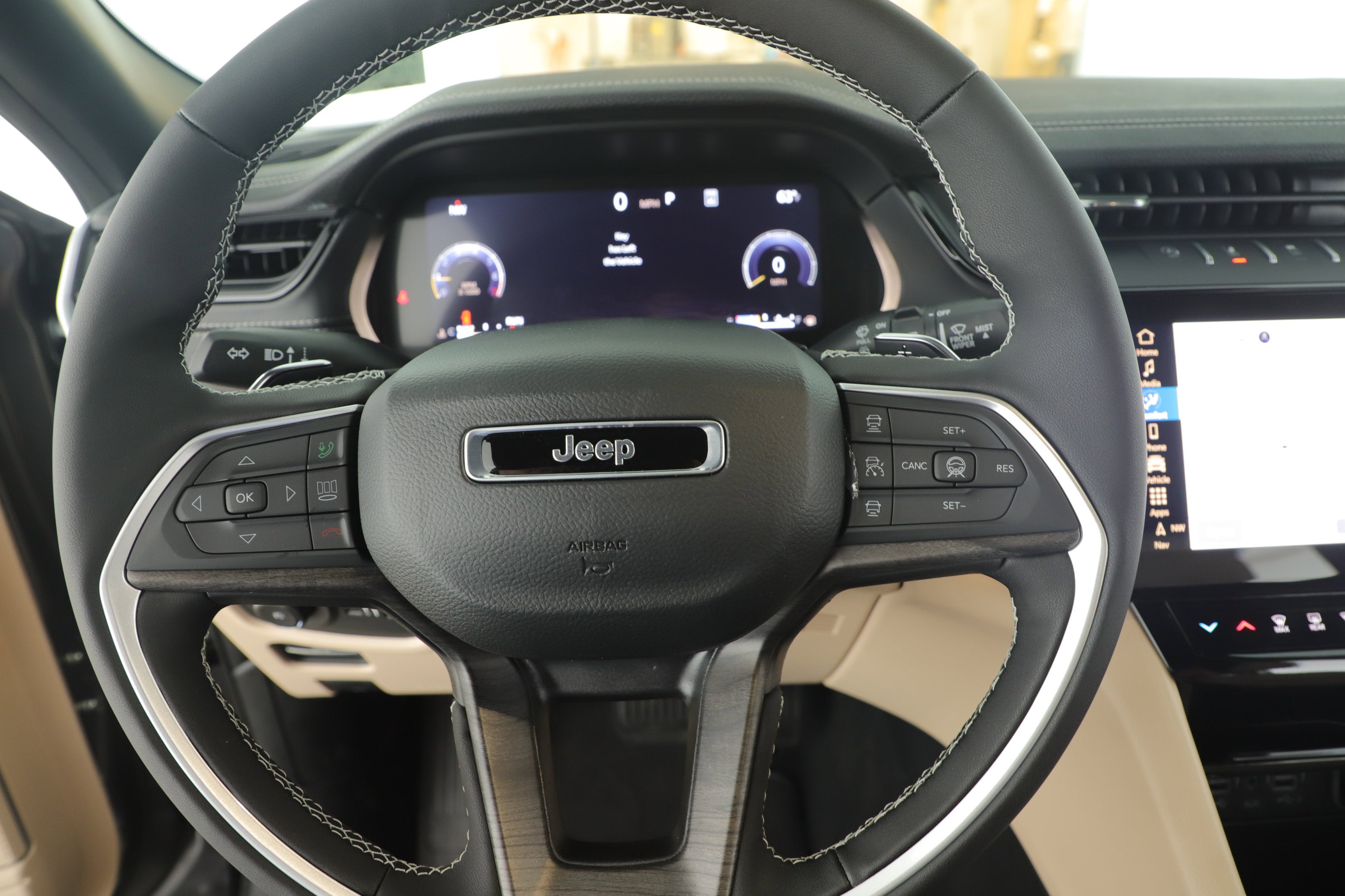 2026 Jeep Grand Cherokee GRAND CHEROKEE LIMITED 4X2