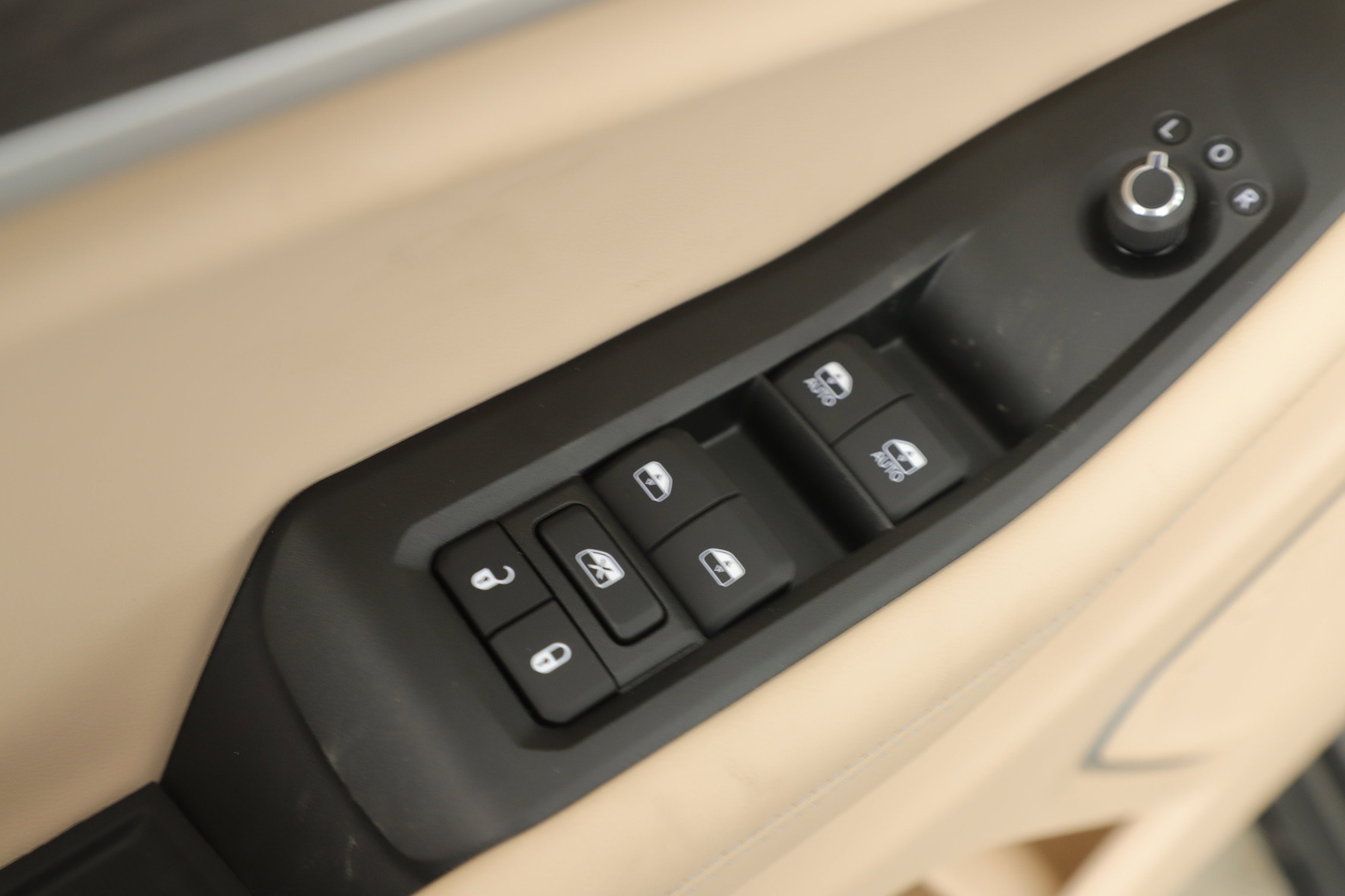 2026 Jeep Grand Cherokee GRAND CHEROKEE LIMITED 4X2