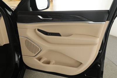 2026 Jeep Grand Cherokee GRAND CHEROKEE LIMITED 4X2