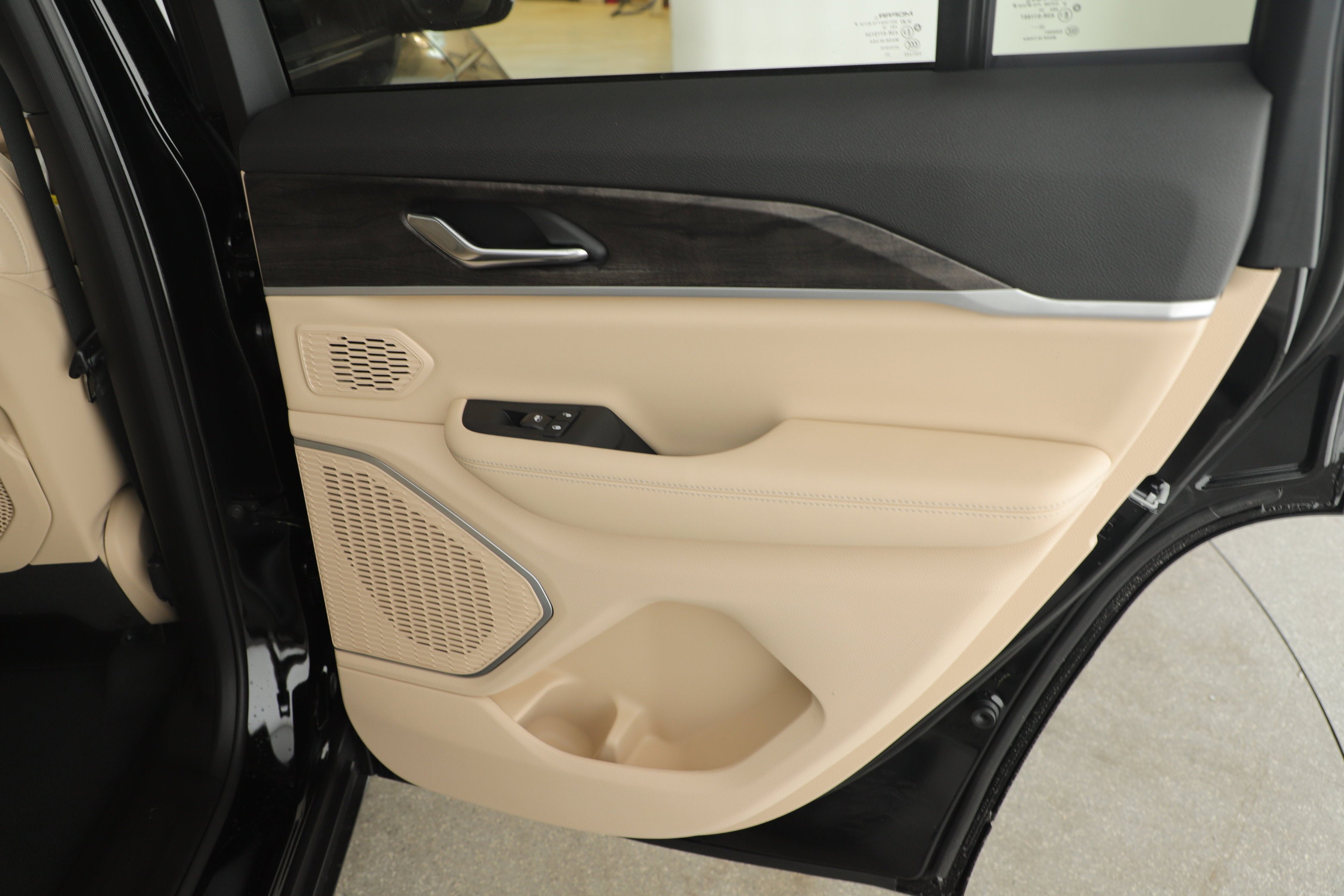 2026 Jeep Grand Cherokee GRAND CHEROKEE LIMITED 4X2