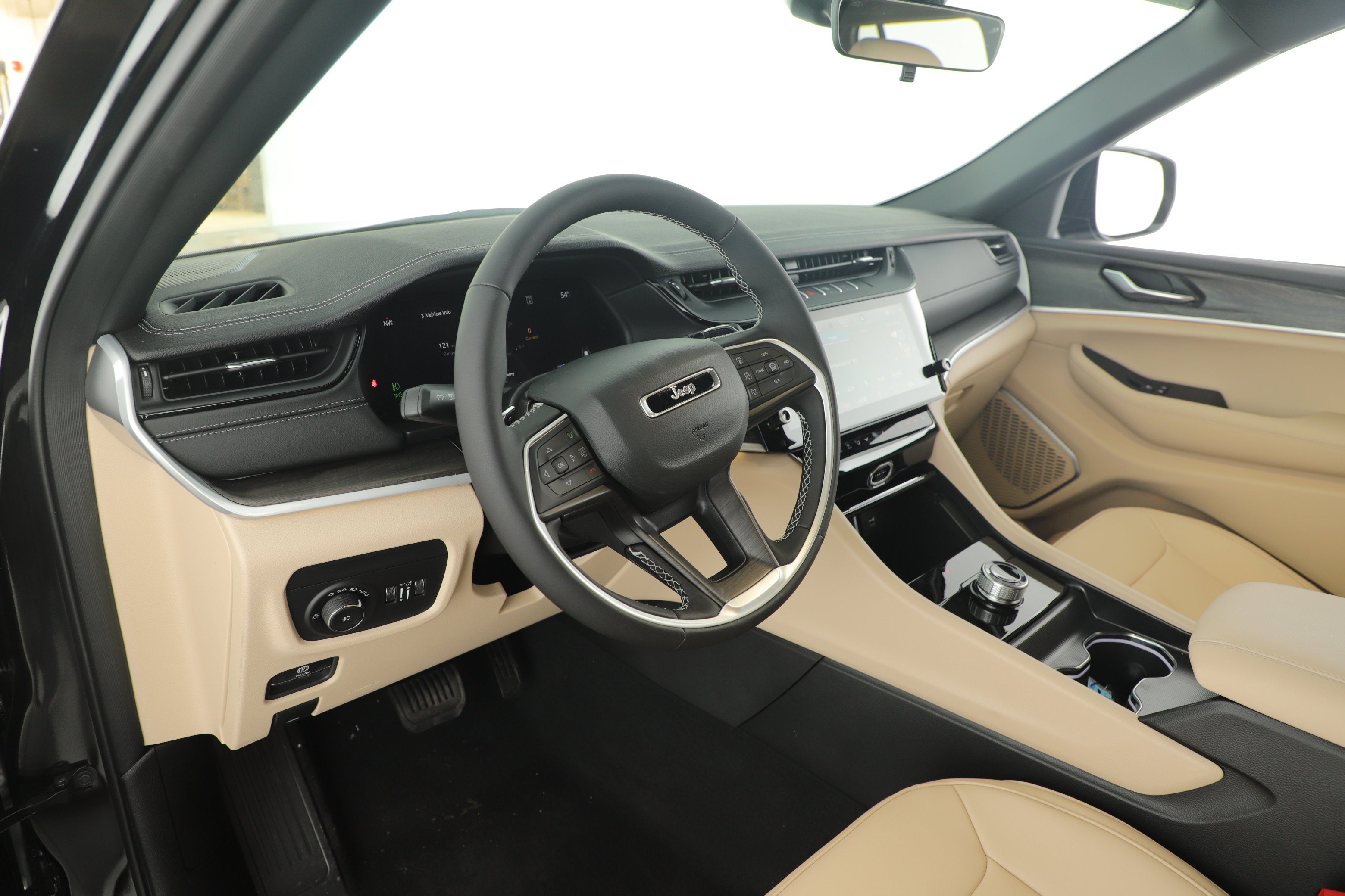 2026 Jeep Grand Cherokee GRAND CHEROKEE LIMITED 4X2