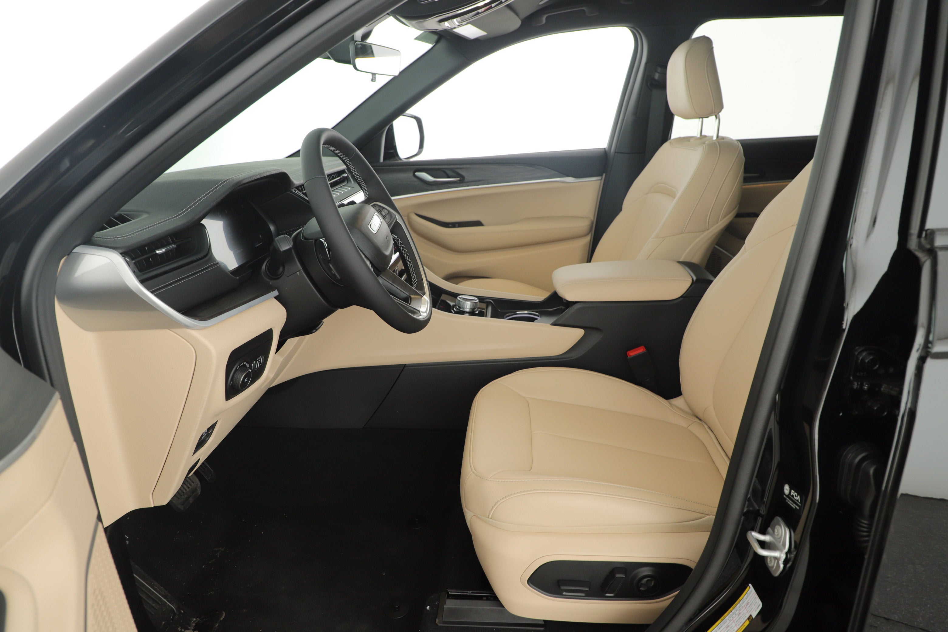 2026 Jeep Grand Cherokee GRAND CHEROKEE LIMITED 4X2