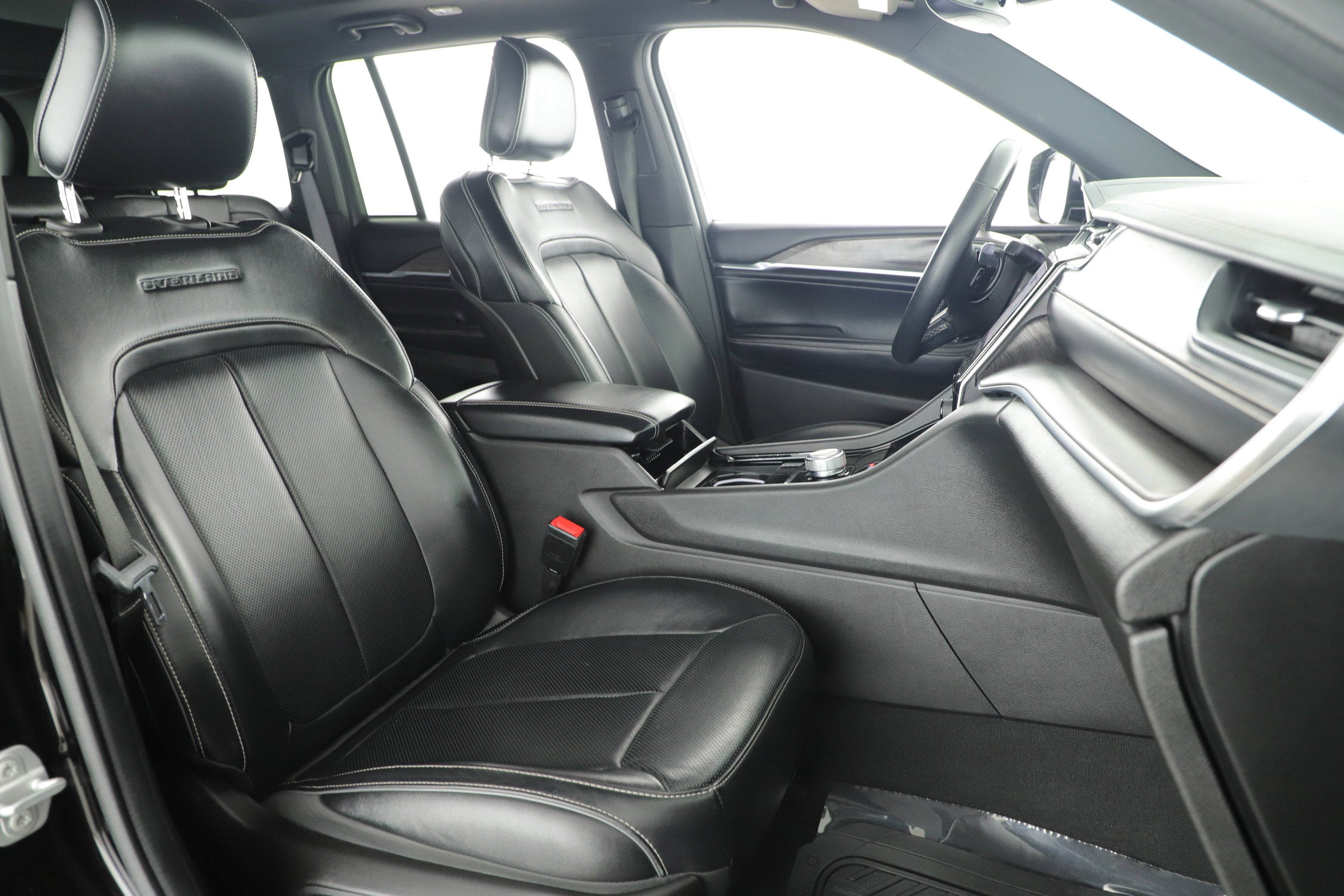 2022 Jeep Grand Cherokee Overland 4x2