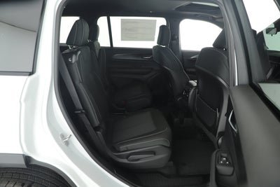 2025 Jeep Grand Cherokee GRAND CHEROKEE L LAREDO X 4X2