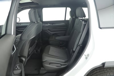 2025 Jeep Grand Cherokee GRAND CHEROKEE L LAREDO X 4X2