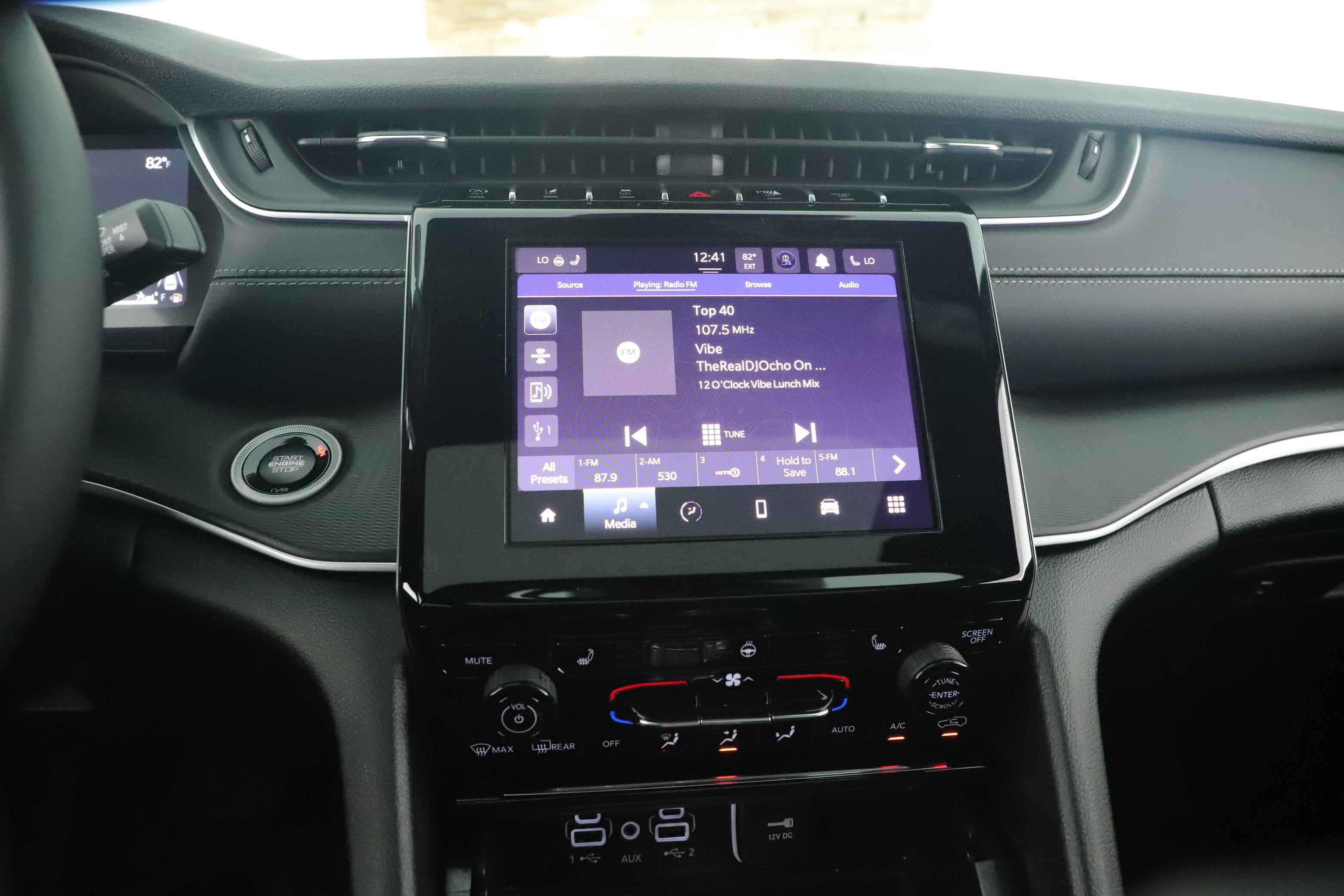 2025 Jeep Grand Cherokee GRAND CHEROKEE L LAREDO X 4X2