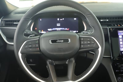 2025 Jeep Grand Cherokee GRAND CHEROKEE L LAREDO X 4X2