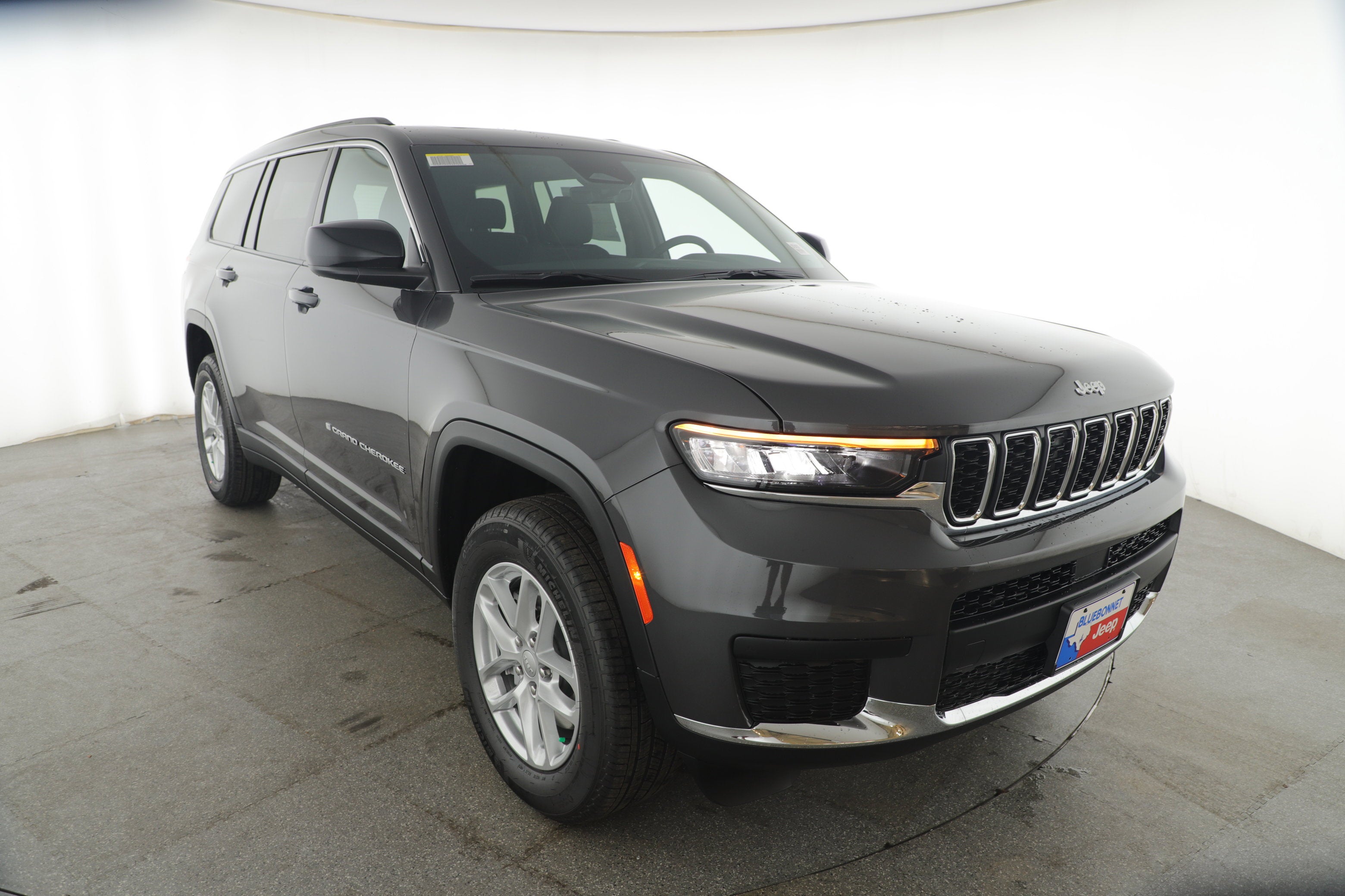 2025 Jeep Grand Cherokee GRAND CHEROKEE L LAREDO X 4X2