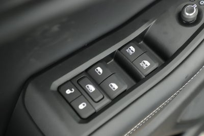 2025 Jeep Grand Cherokee GRAND CHEROKEE L LAREDO X 4X2