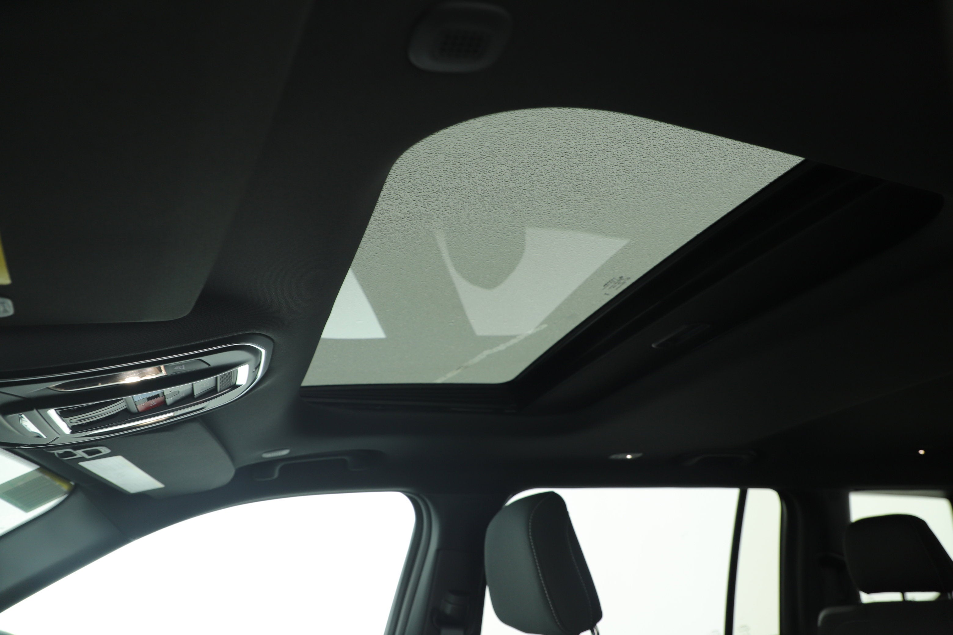 2025 Jeep Grand Cherokee GRAND CHEROKEE L LAREDO X 4X2