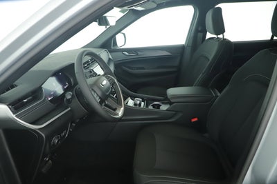 2025 Jeep Grand Cherokee GRAND CHEROKEE L LAREDO X 4X2