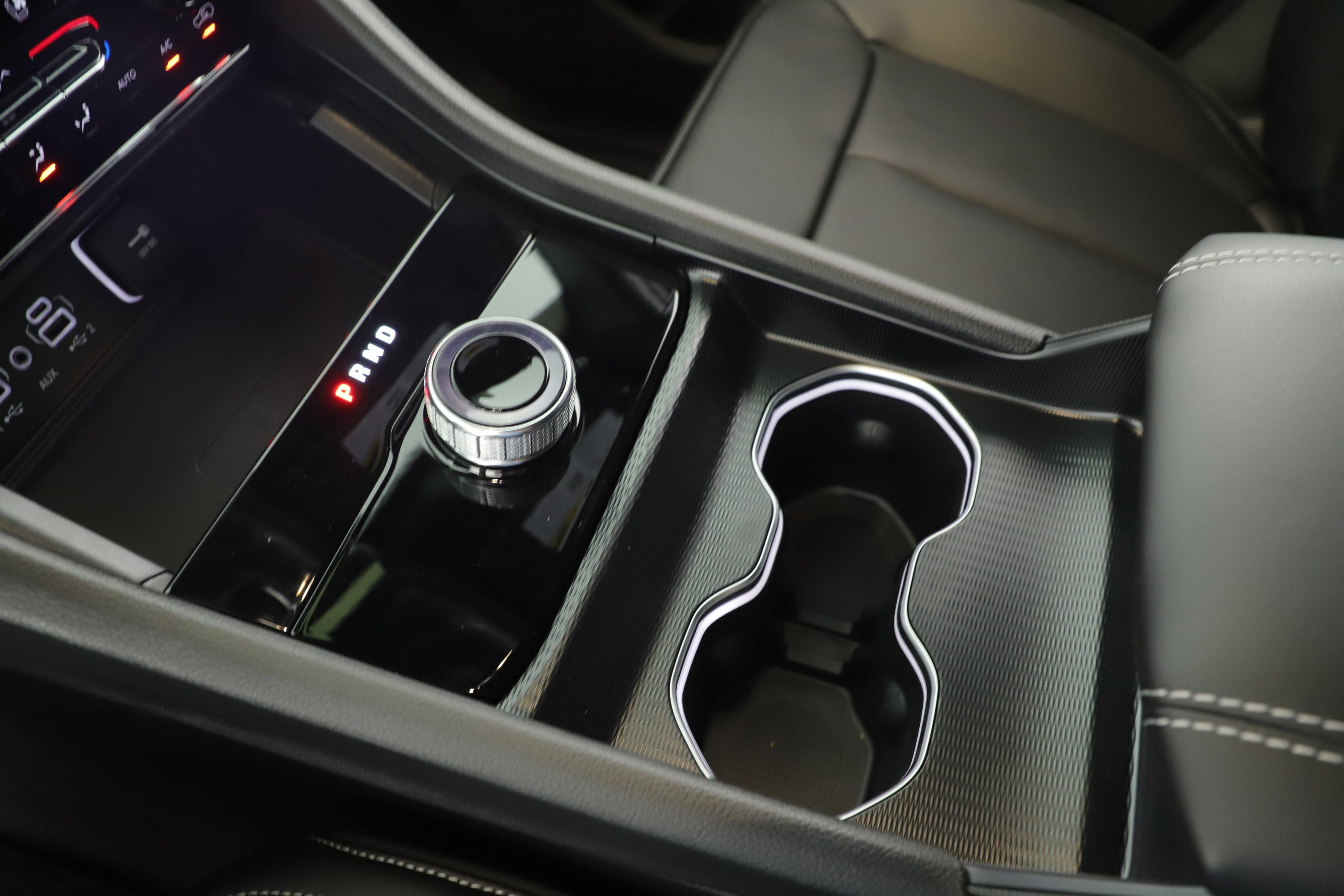 2025 Jeep Grand Cherokee GRAND CHEROKEE L LIMITED 4X2