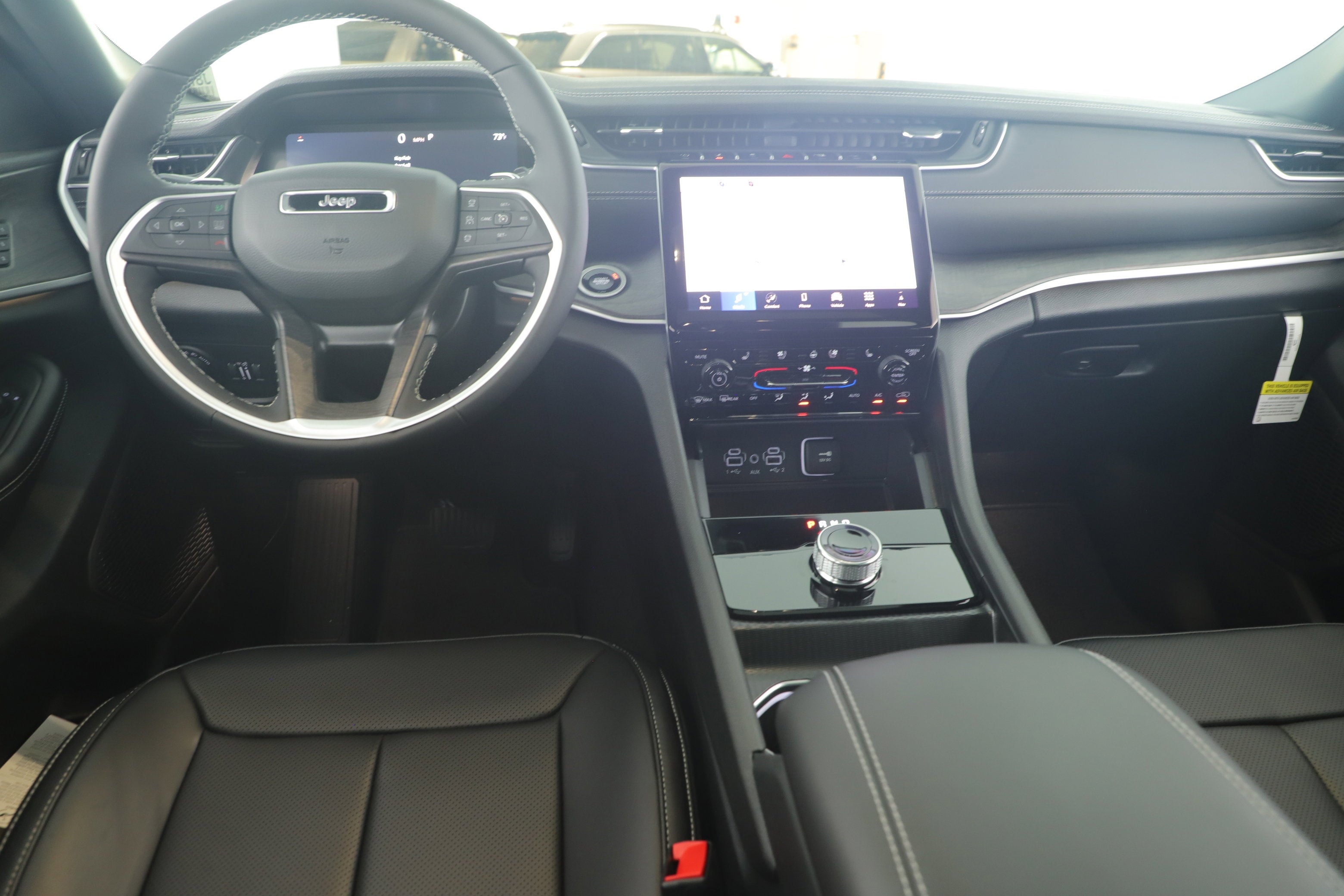 2025 Jeep Grand Cherokee GRAND CHEROKEE L LIMITED 4X2