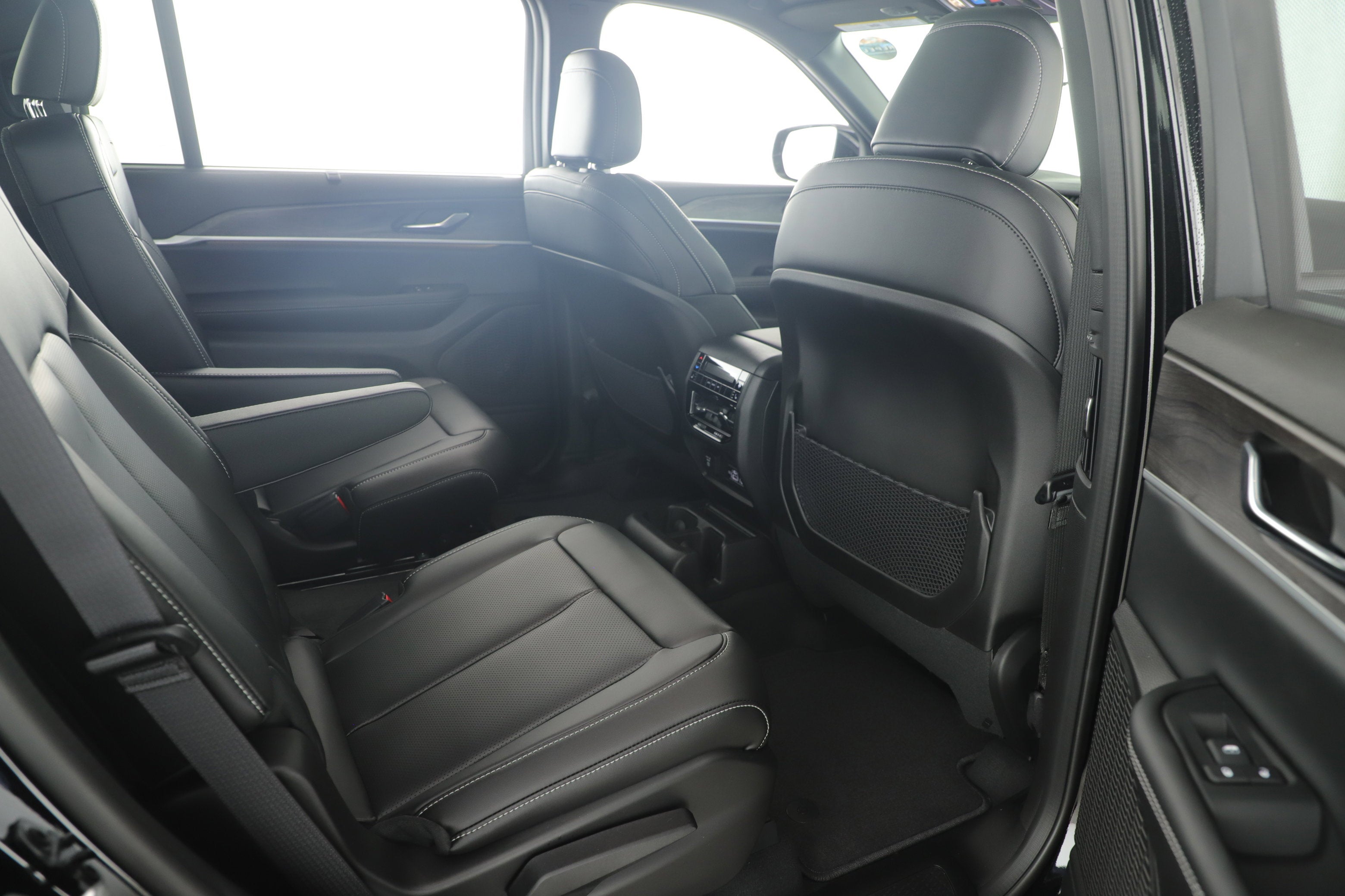 2025 Jeep Grand Cherokee GRAND CHEROKEE L LIMITED 4X2