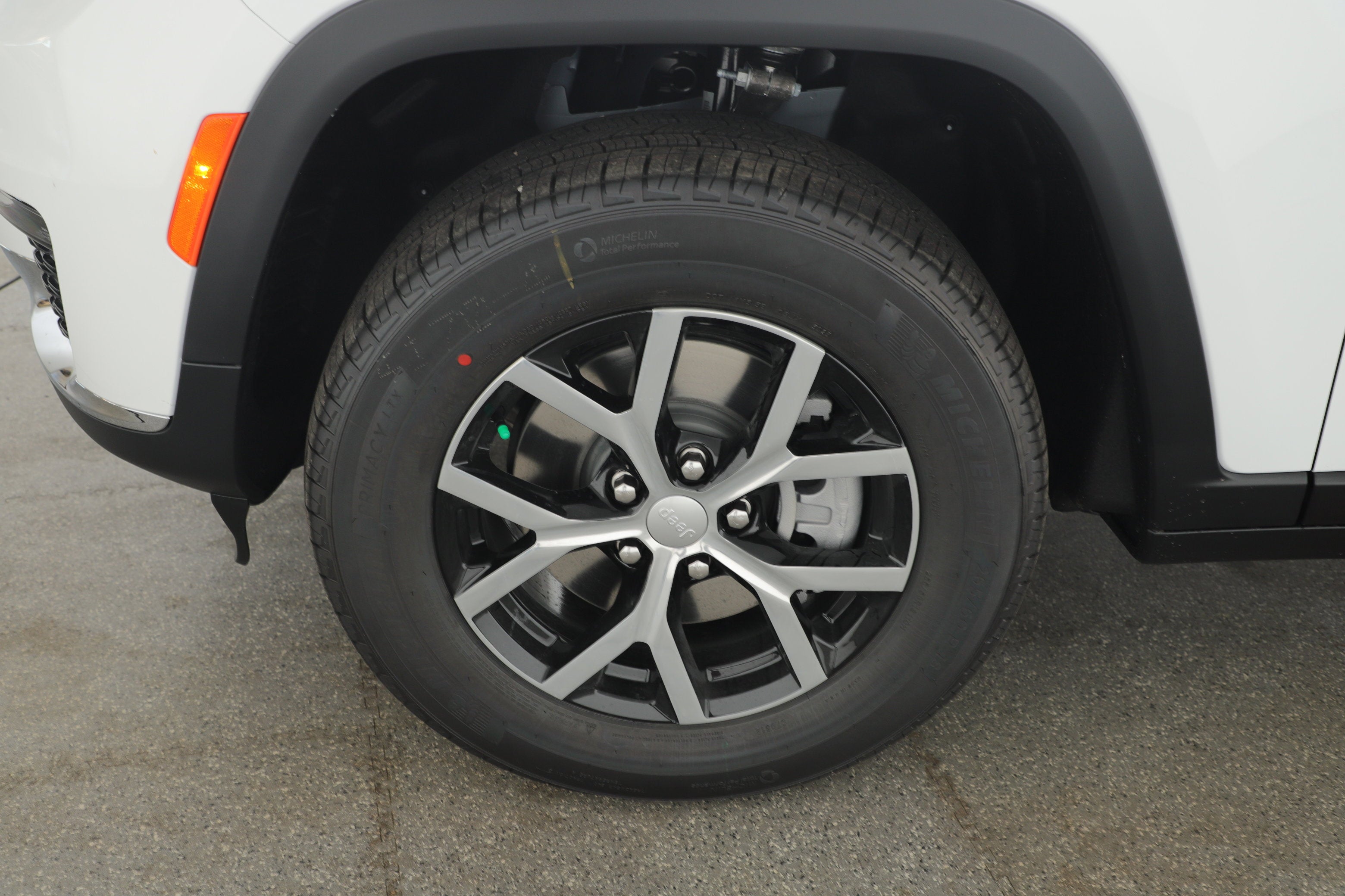 2025 Jeep Grand Cherokee GRAND CHEROKEE L LIMITED 4X2