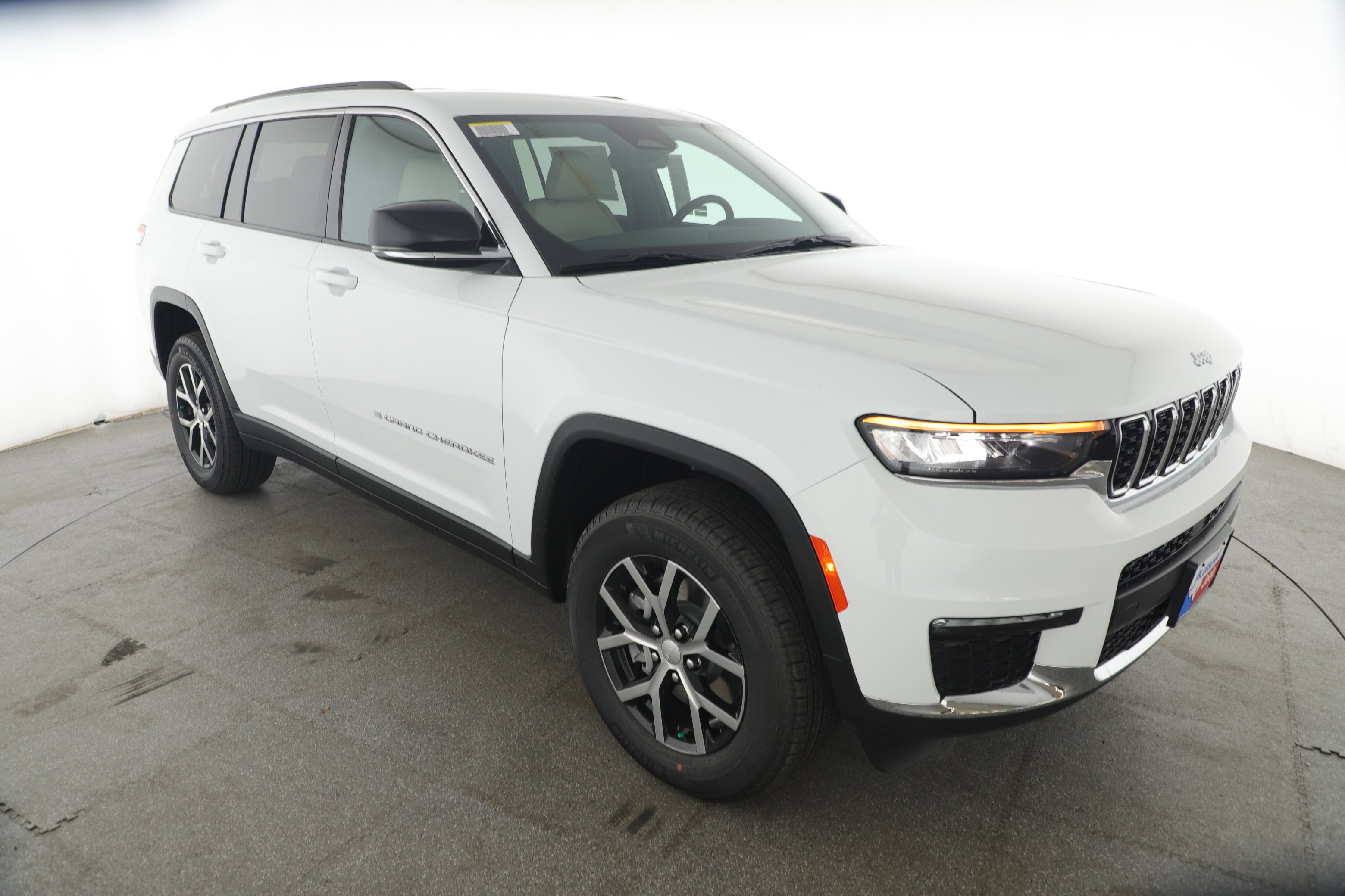 2025 Jeep Grand Cherokee GRAND CHEROKEE L LIMITED 4X2