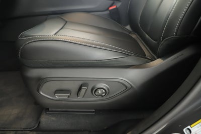 2025 Jeep Grand Cherokee GRAND CHEROKEE L LIMITED 4X2