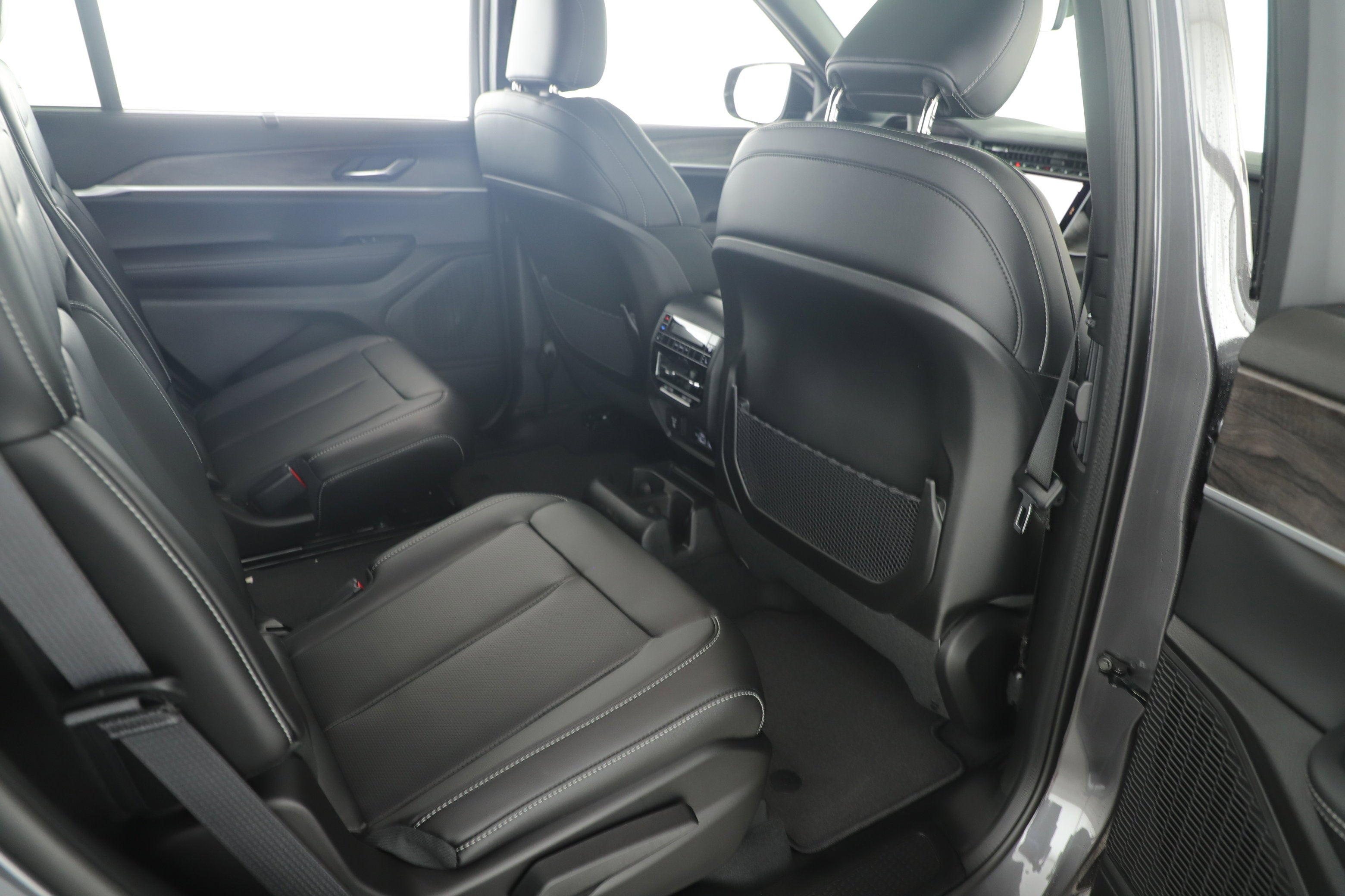 2025 Jeep Grand Cherokee GRAND CHEROKEE L LIMITED 4X2