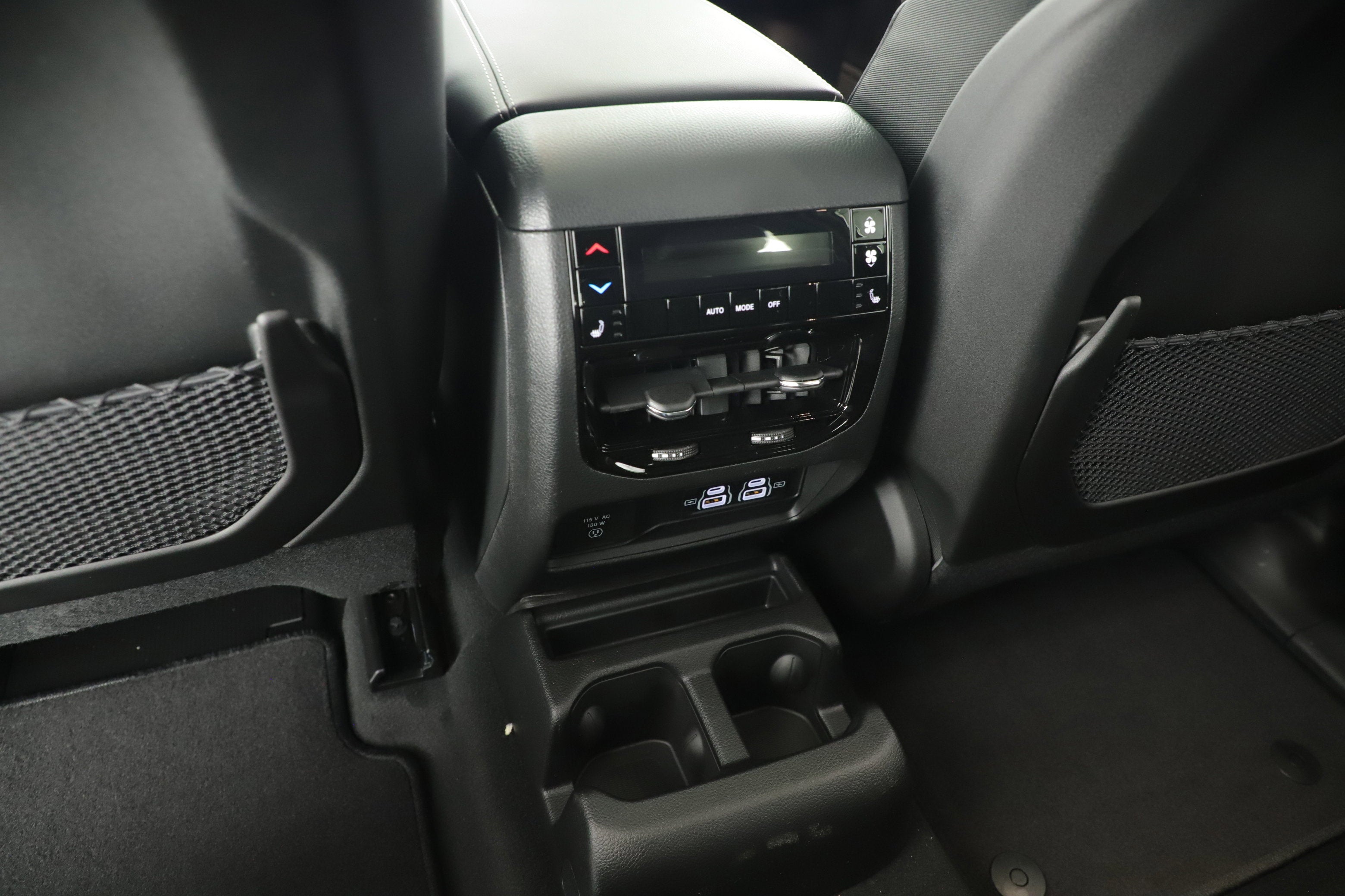 2025 Jeep Grand Cherokee GRAND CHEROKEE L LIMITED 4X2