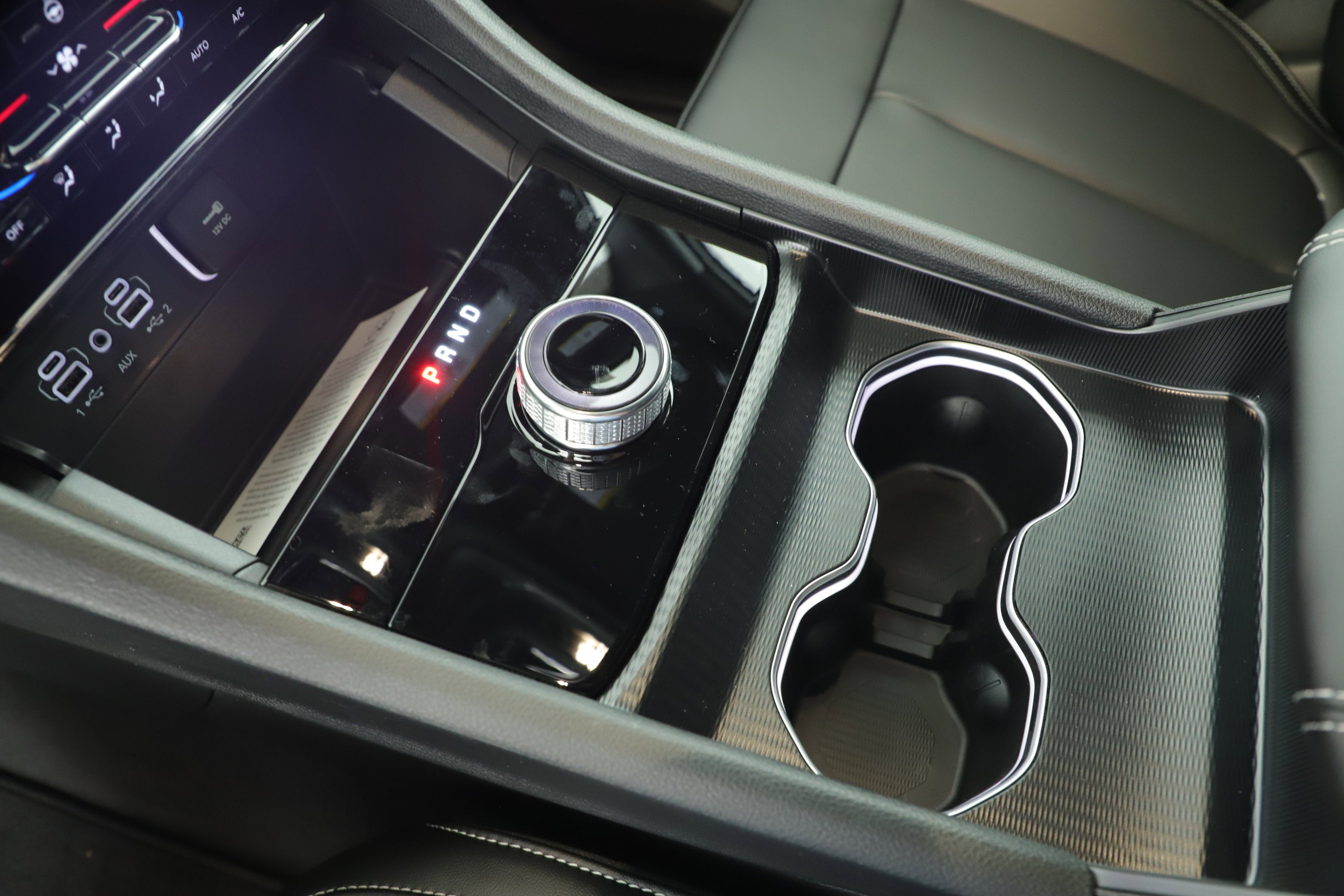 2025 Jeep Grand Cherokee GRAND CHEROKEE L LIMITED 4X2