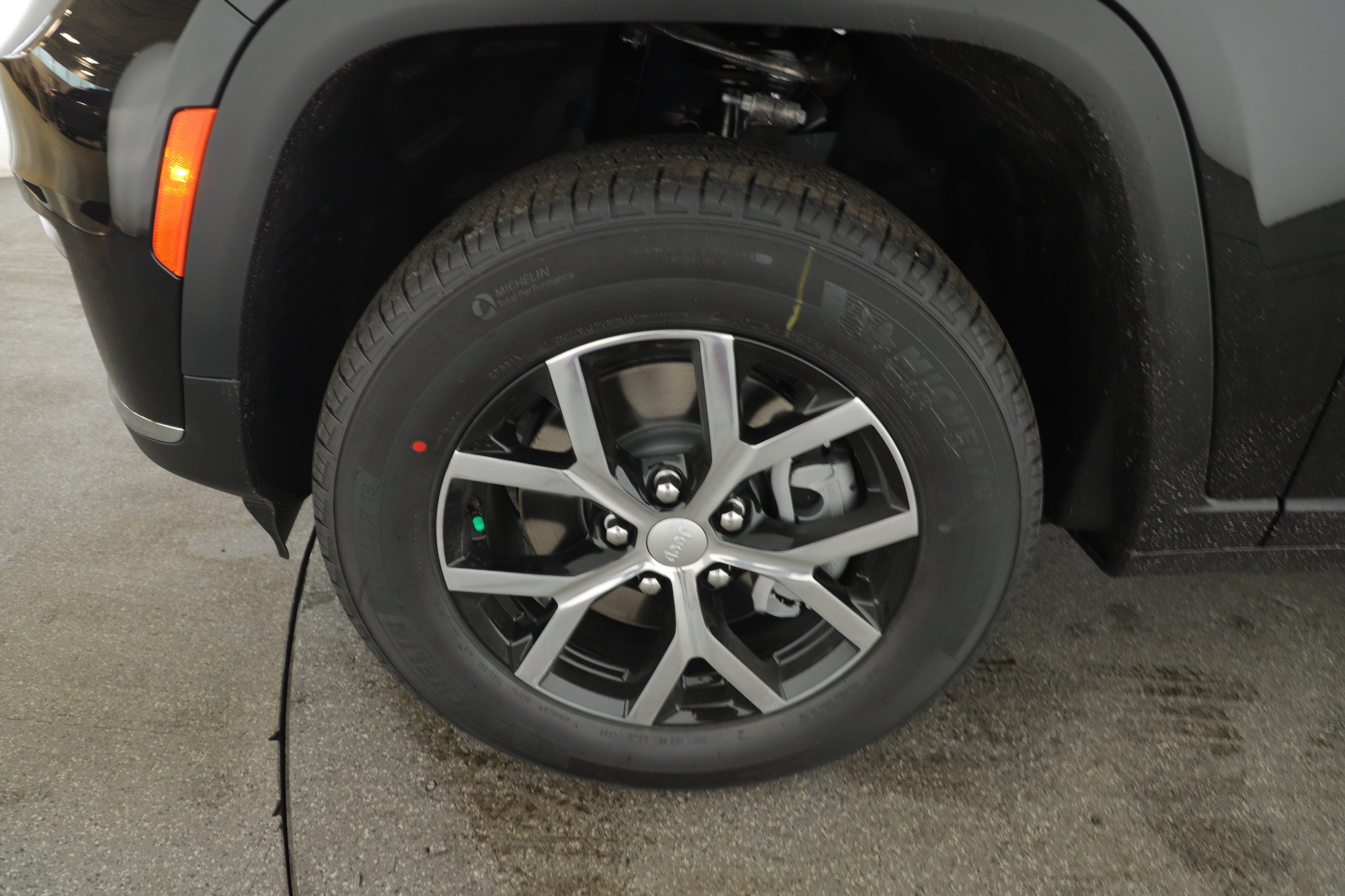 2025 Jeep Grand Cherokee GRAND CHEROKEE L LIMITED 4X2