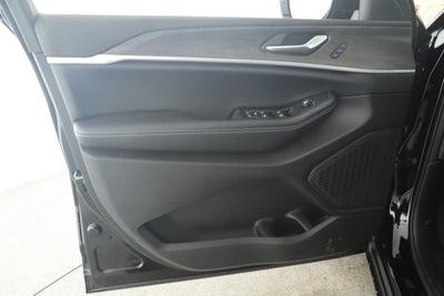 2025 Jeep Grand Cherokee GRAND CHEROKEE L LIMITED 4X2