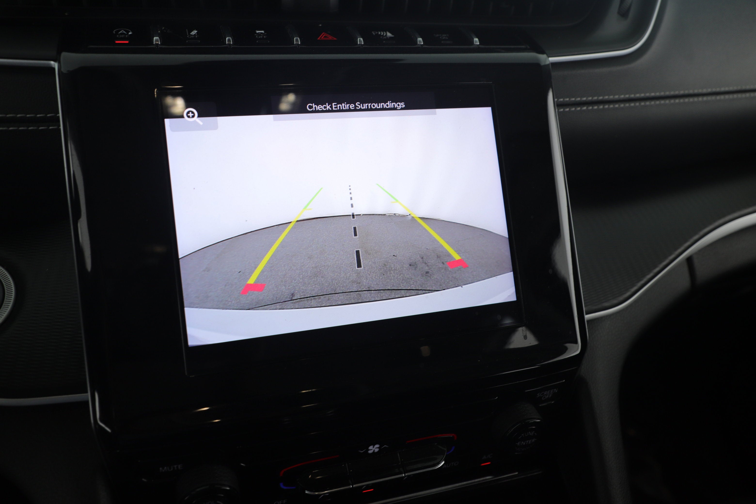 2023 Jeep Grand Cherokee L Laredo 4x4