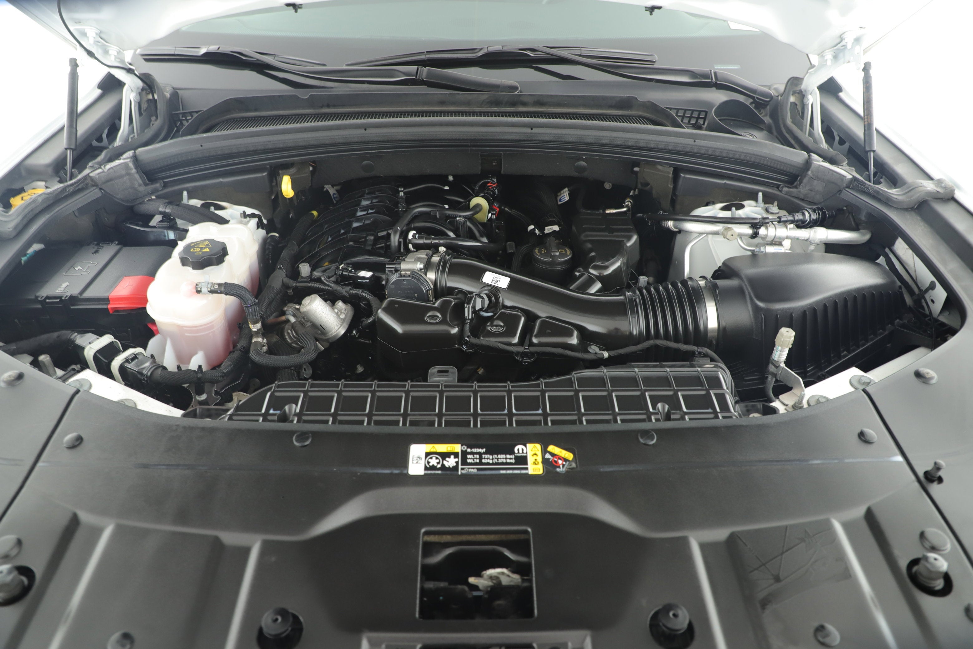 2023 Jeep Grand Cherokee L Laredo 4x4