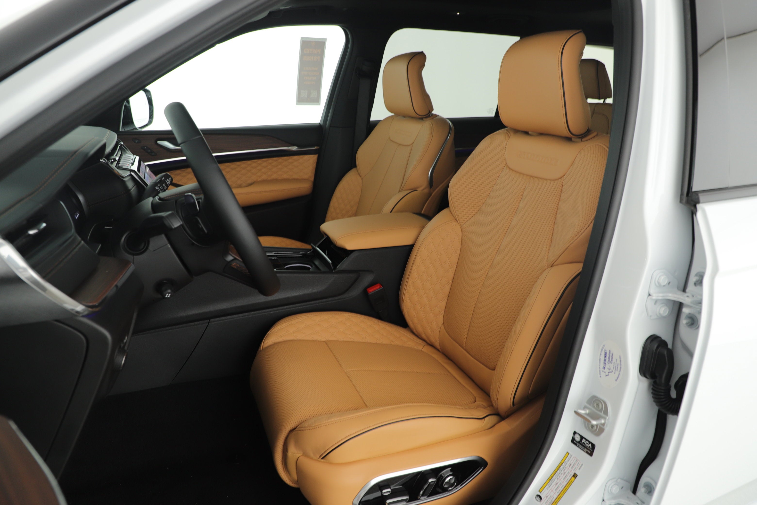 2025 Jeep Grand Cherokee GRAND CHEROKEE L SUMMIT 4X4