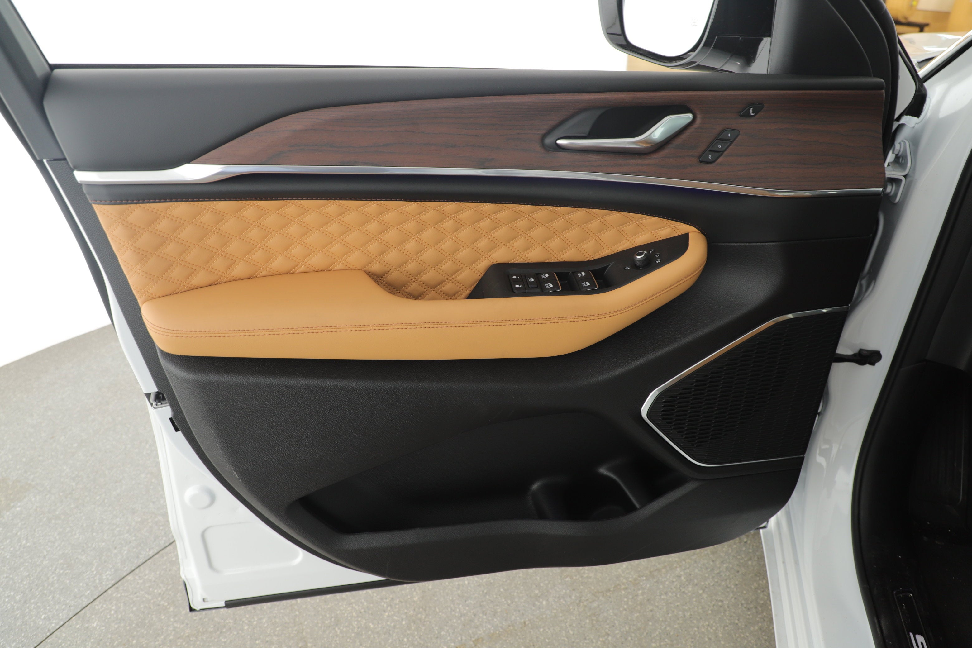 2025 Jeep Grand Cherokee GRAND CHEROKEE L SUMMIT 4X4