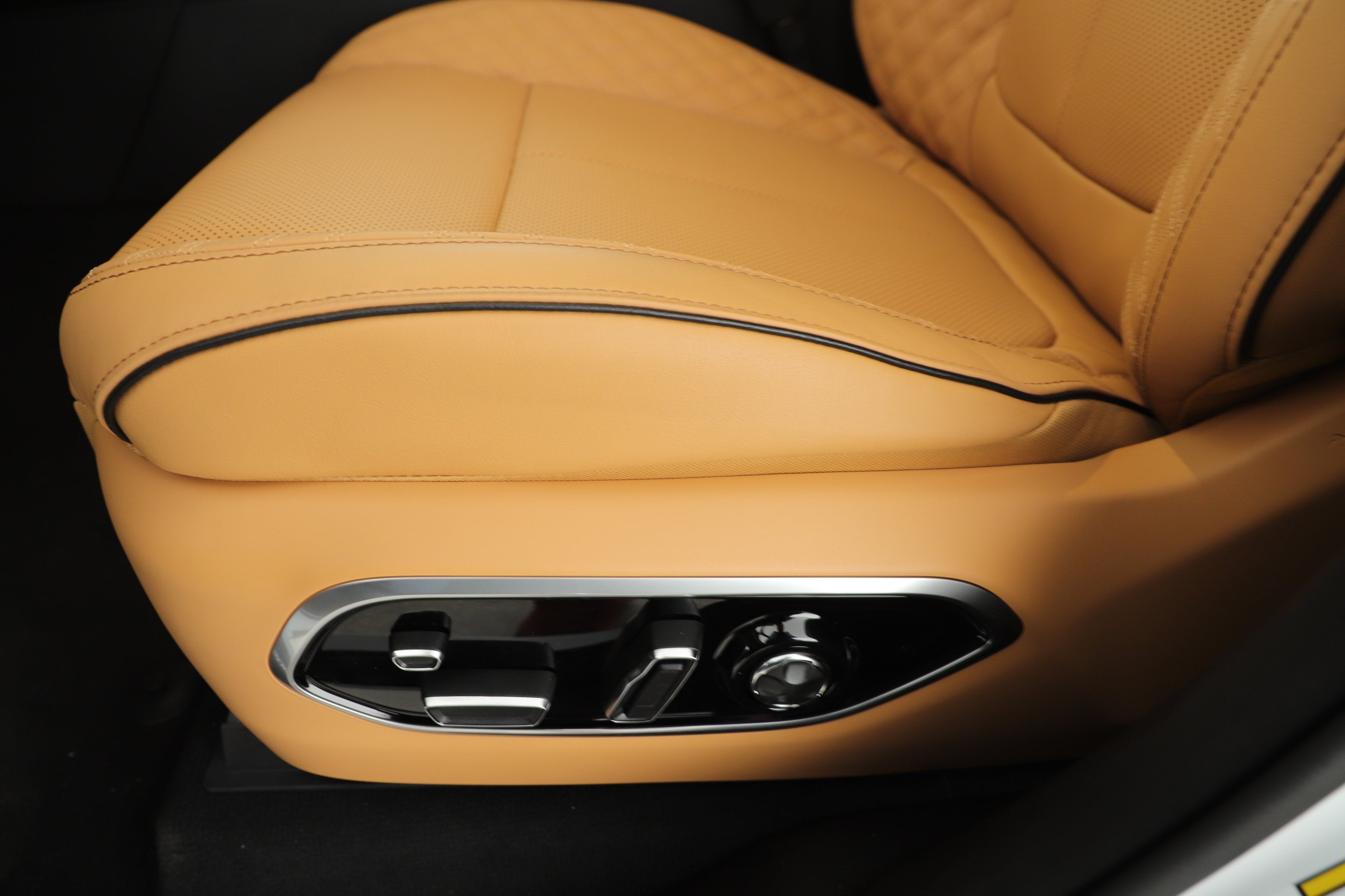 2025 Jeep Grand Cherokee GRAND CHEROKEE L SUMMIT 4X4