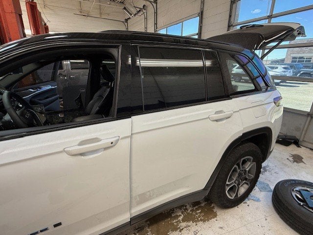 2022 Jeep Grand Cherokee 4xe Trailhawk 4x4