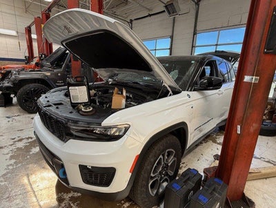 2022 Jeep Grand Cherokee 4xe Trailhawk 4x4