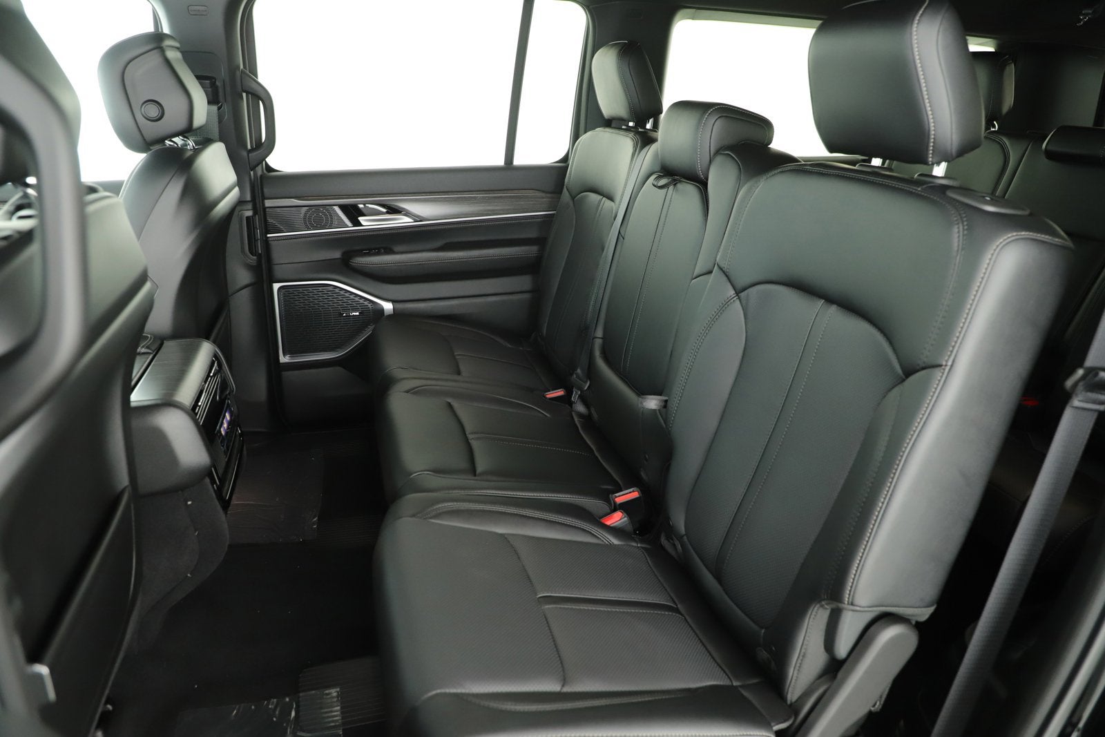 2024 Jeep Wagoneer WAGONEER L SERIES III 4X4