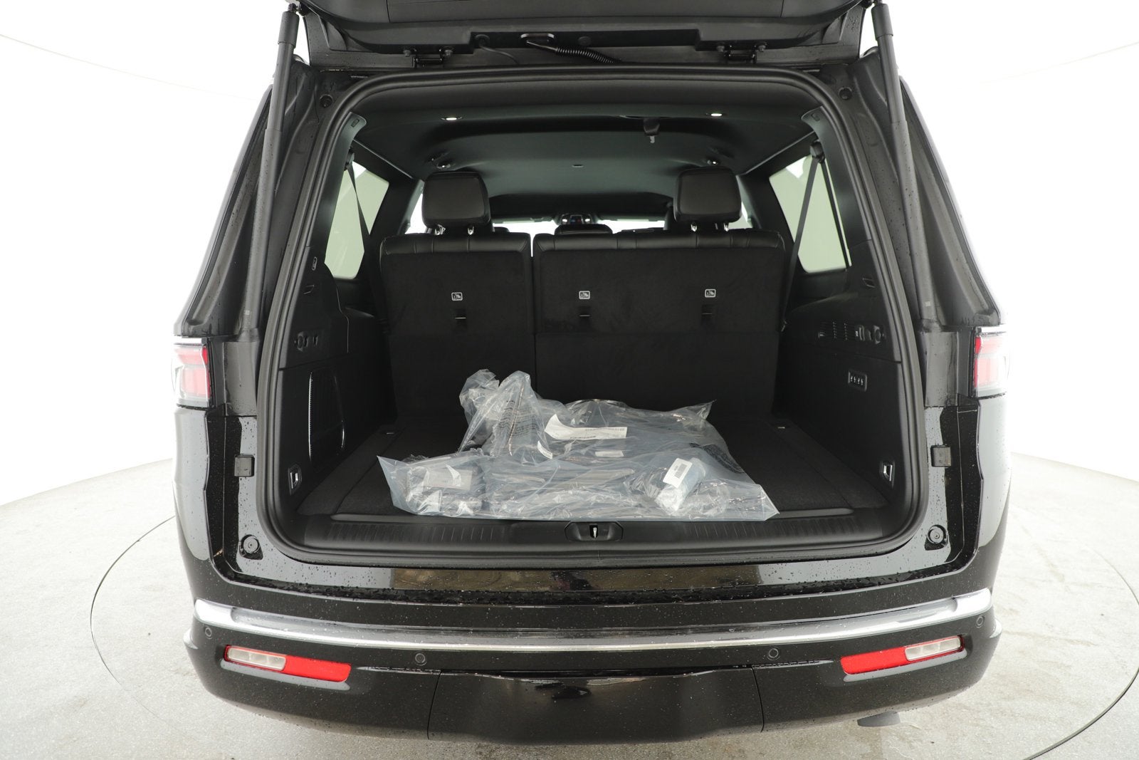 2024 Jeep Wagoneer WAGONEER L SERIES III 4X4