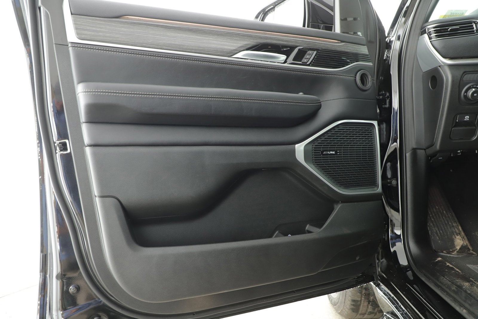 2024 Jeep Wagoneer WAGONEER L SERIES III 4X4