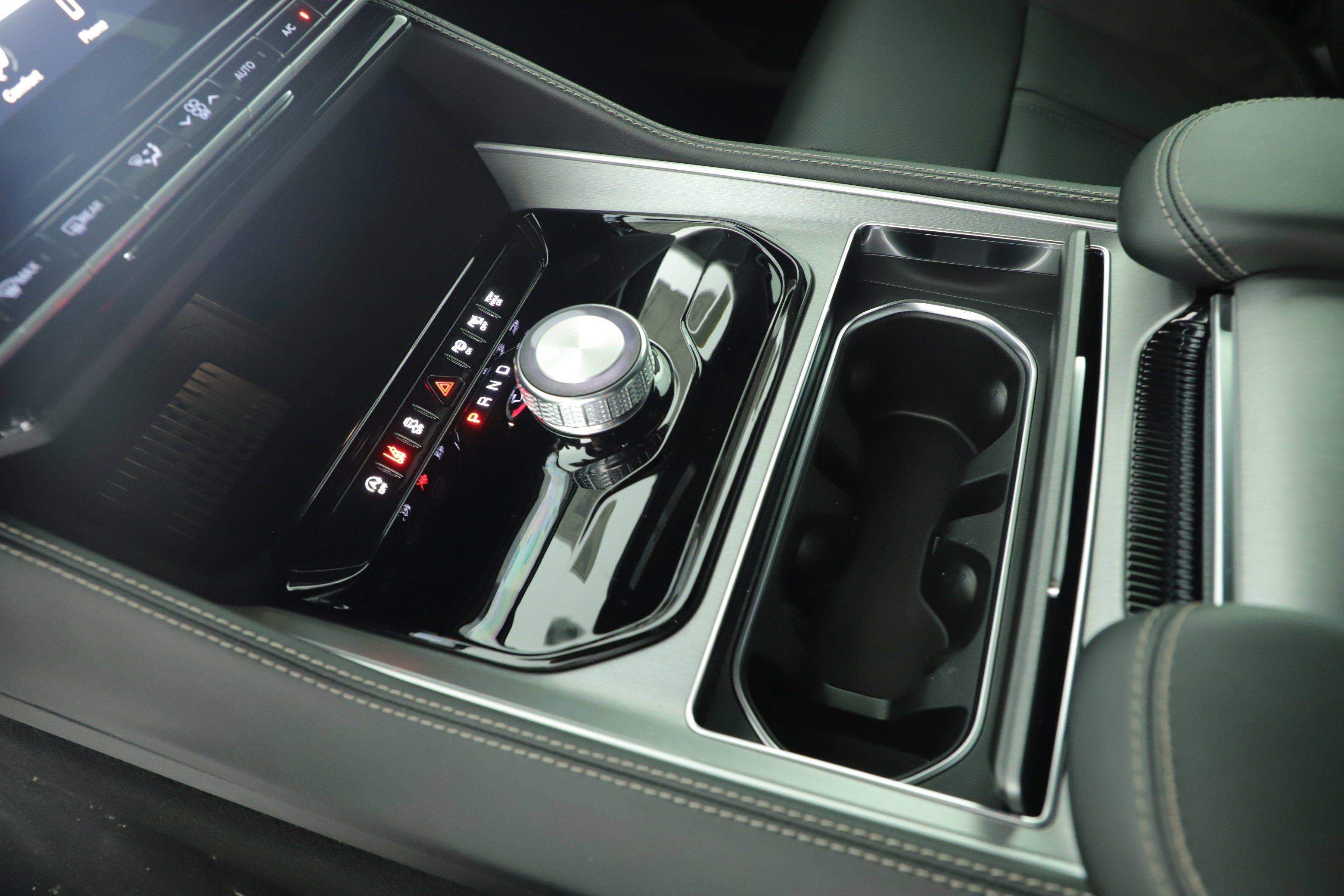 2026 Jeep Grand Wagoneer GRAND WAGONEER 4X2