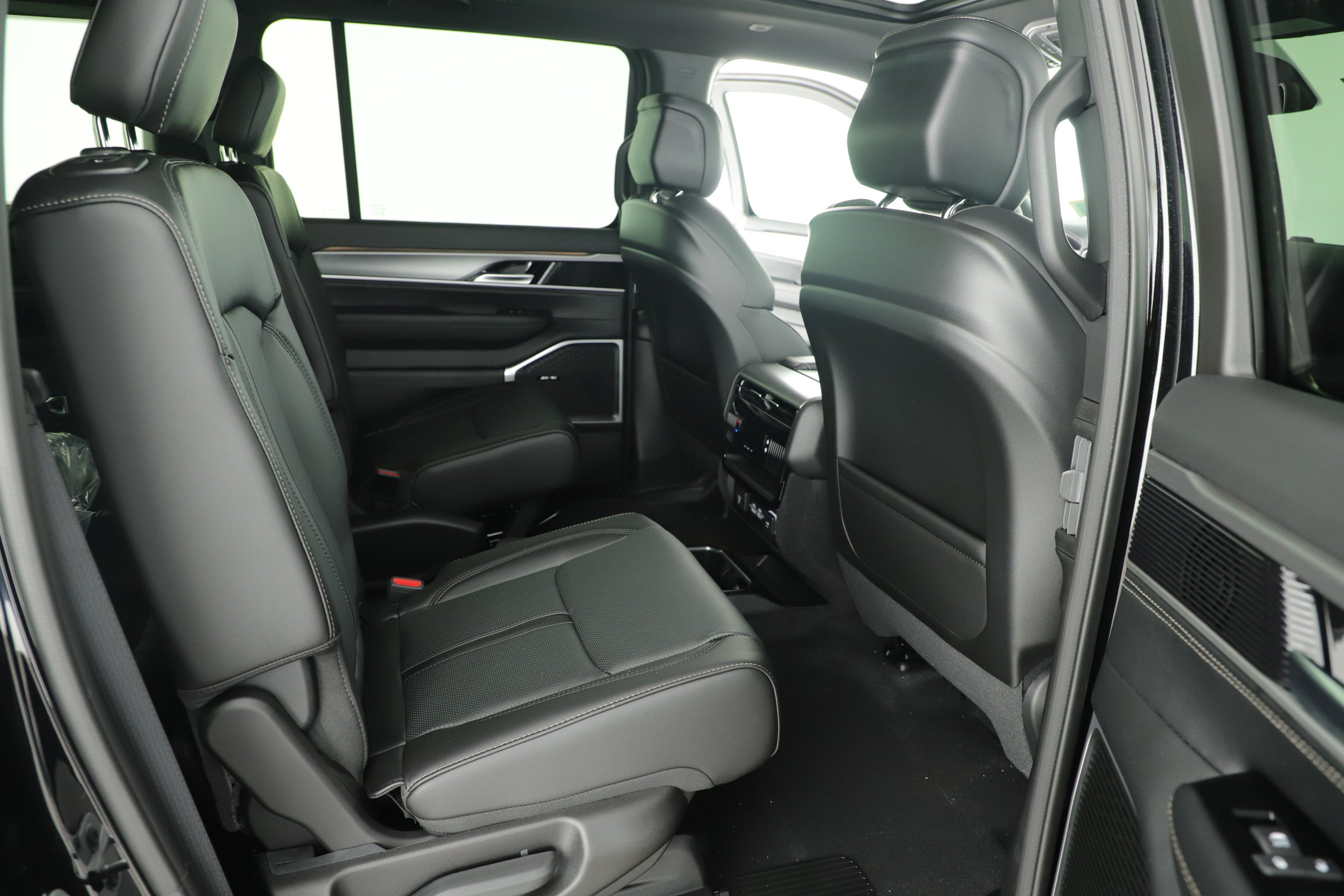 2026 Jeep Grand Wagoneer GRAND WAGONEER 4X2