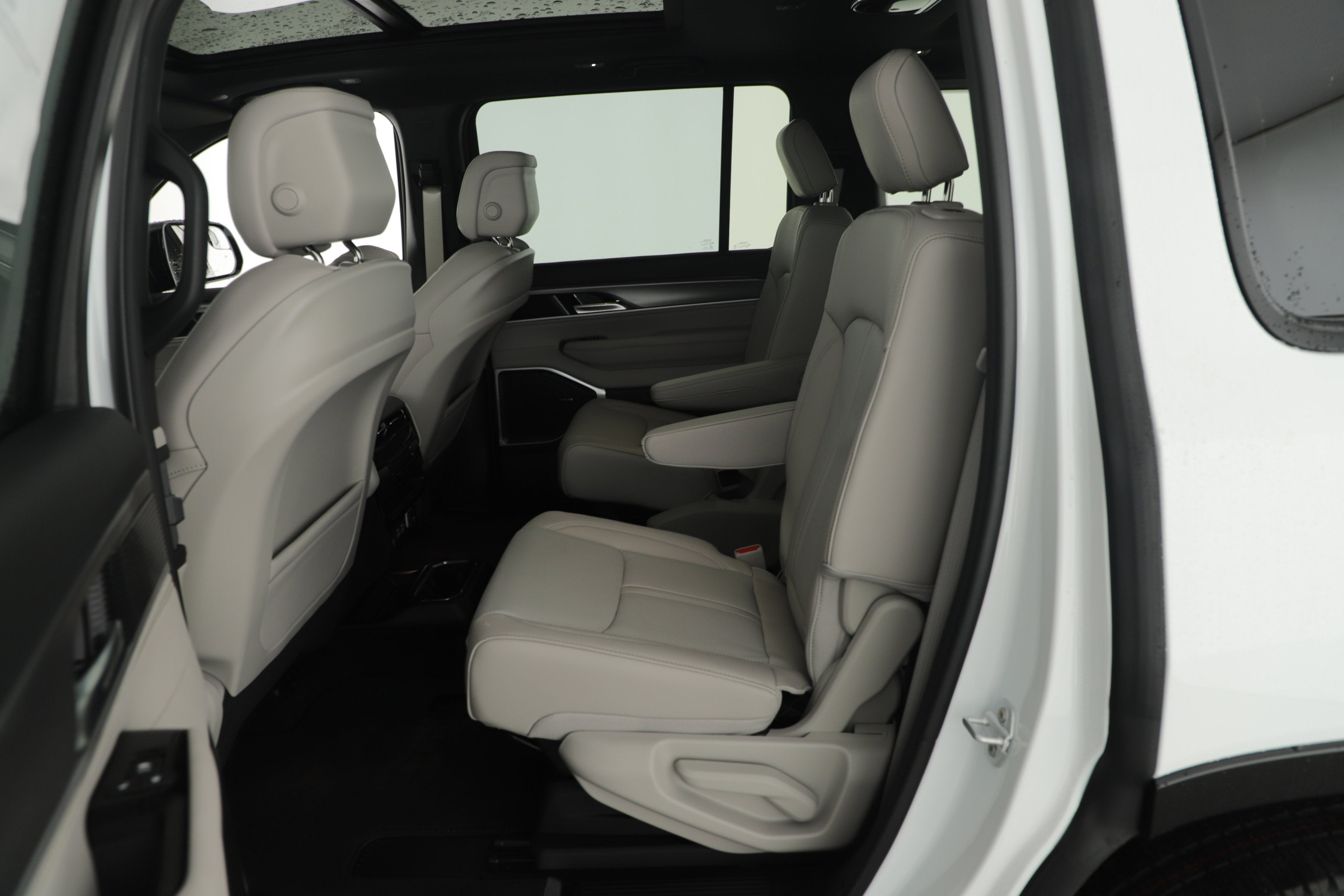 2026 Jeep Grand Wagoneer GRAND WAGONEER 4X2