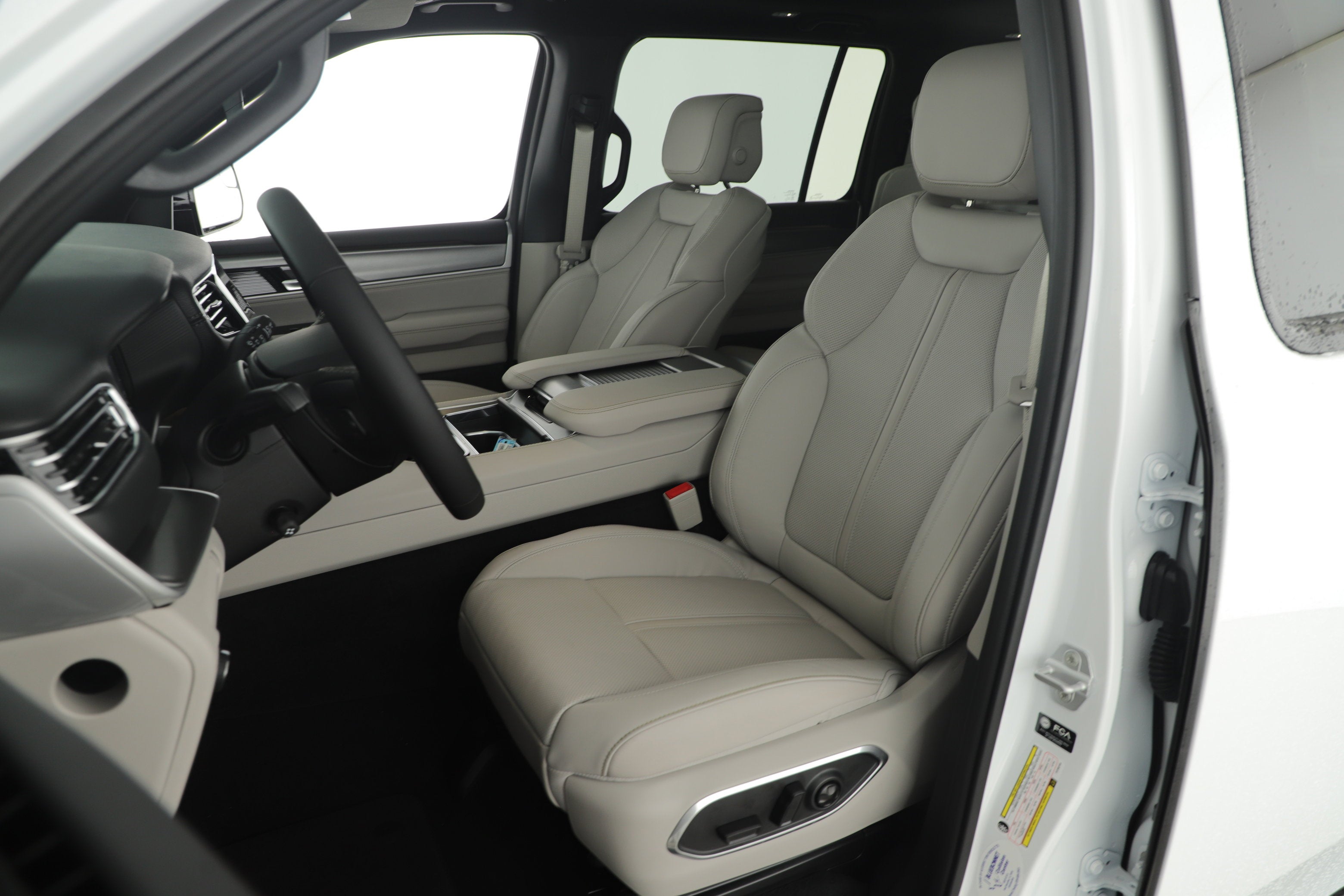 2026 Jeep Grand Wagoneer GRAND WAGONEER 4X2