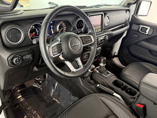 2022 Jeep Gladiator Overland 4x4