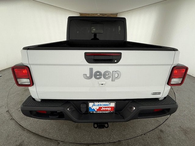 2022 Jeep Gladiator Overland 4x4