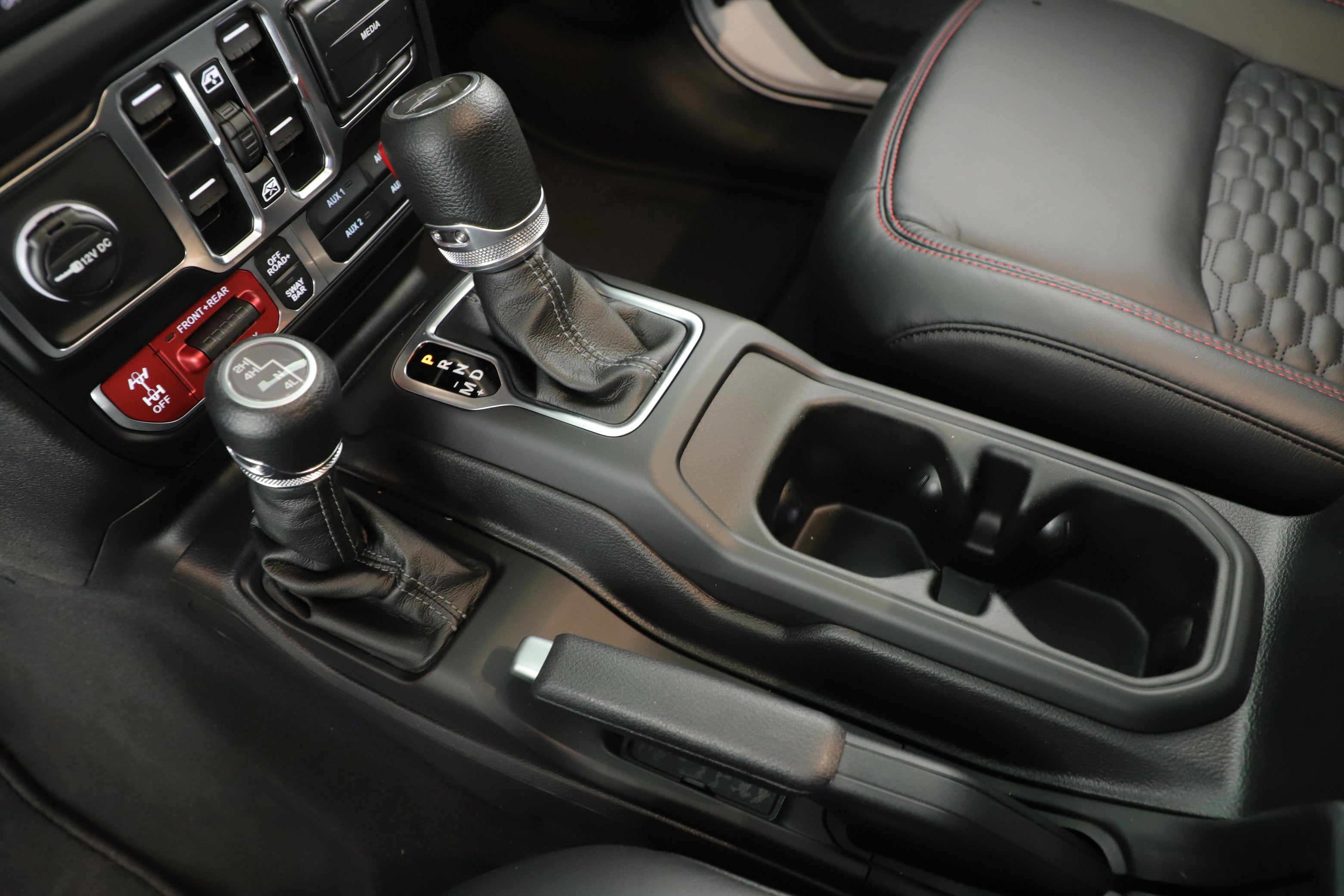 2025 Jeep Gladiator GLADIATOR RUBICON 4X4