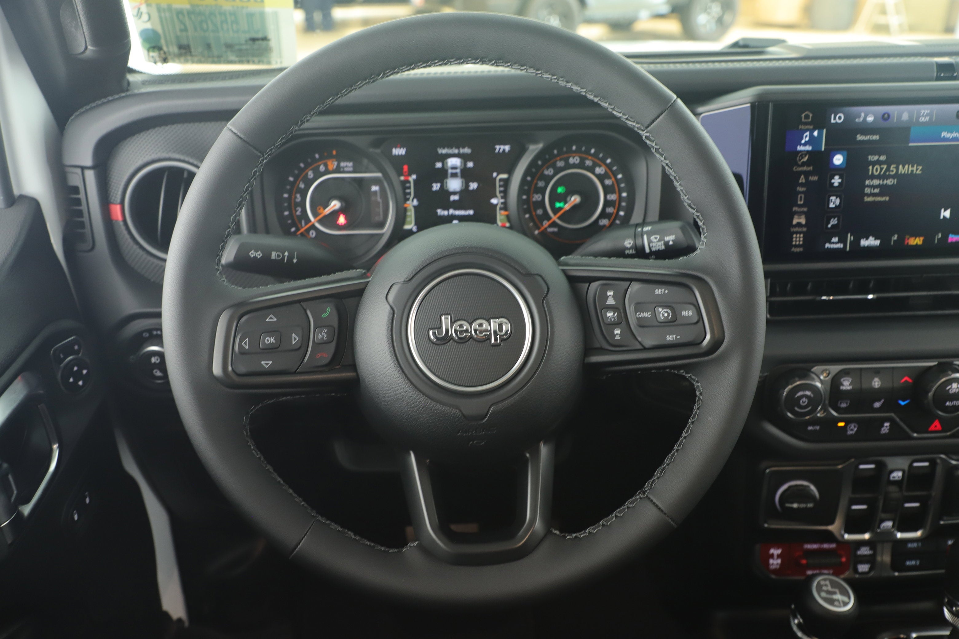 2025 Jeep Gladiator GLADIATOR RUBICON 4X4