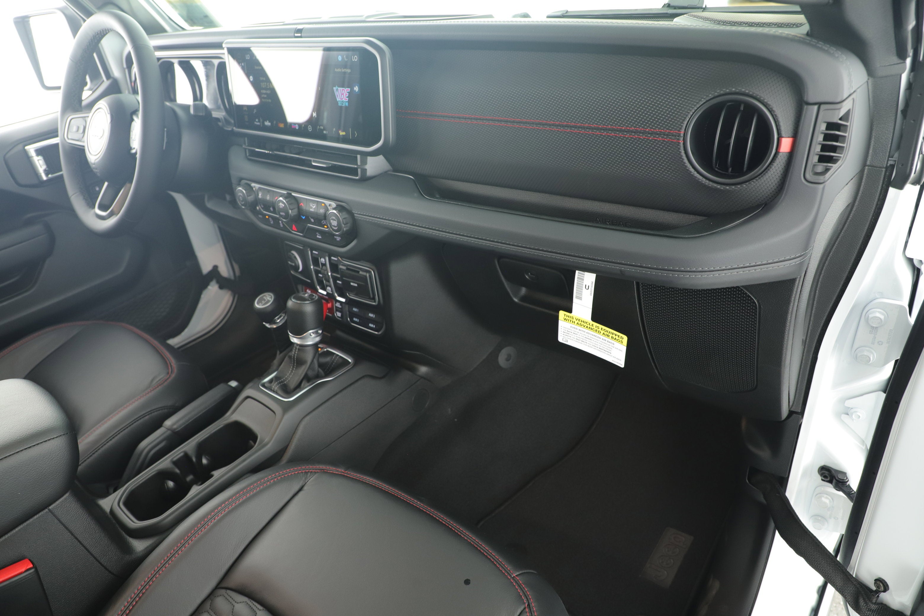 2025 Jeep Gladiator GLADIATOR RUBICON 4X4