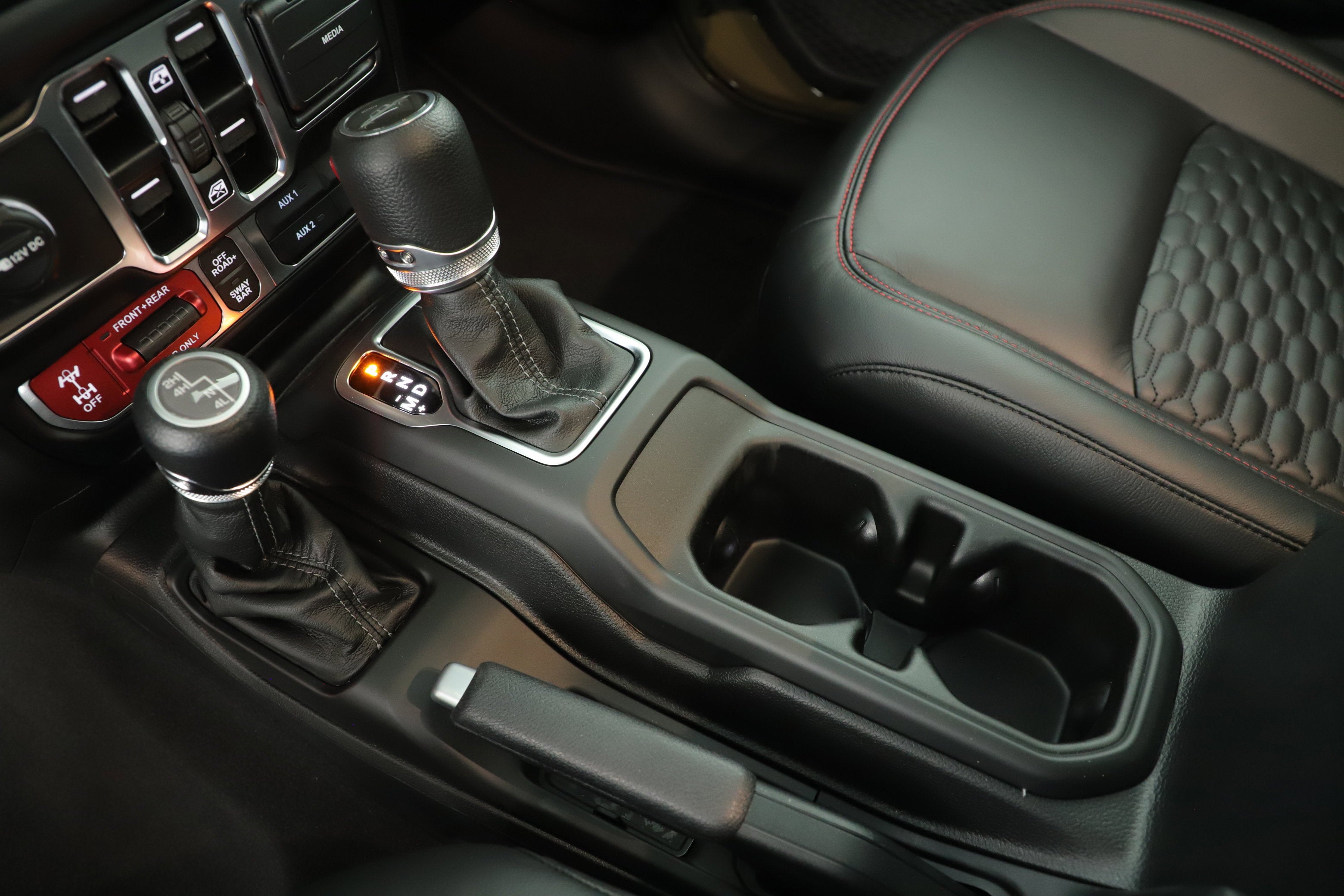 2025 Jeep Gladiator GLADIATOR RUBICON 4X4