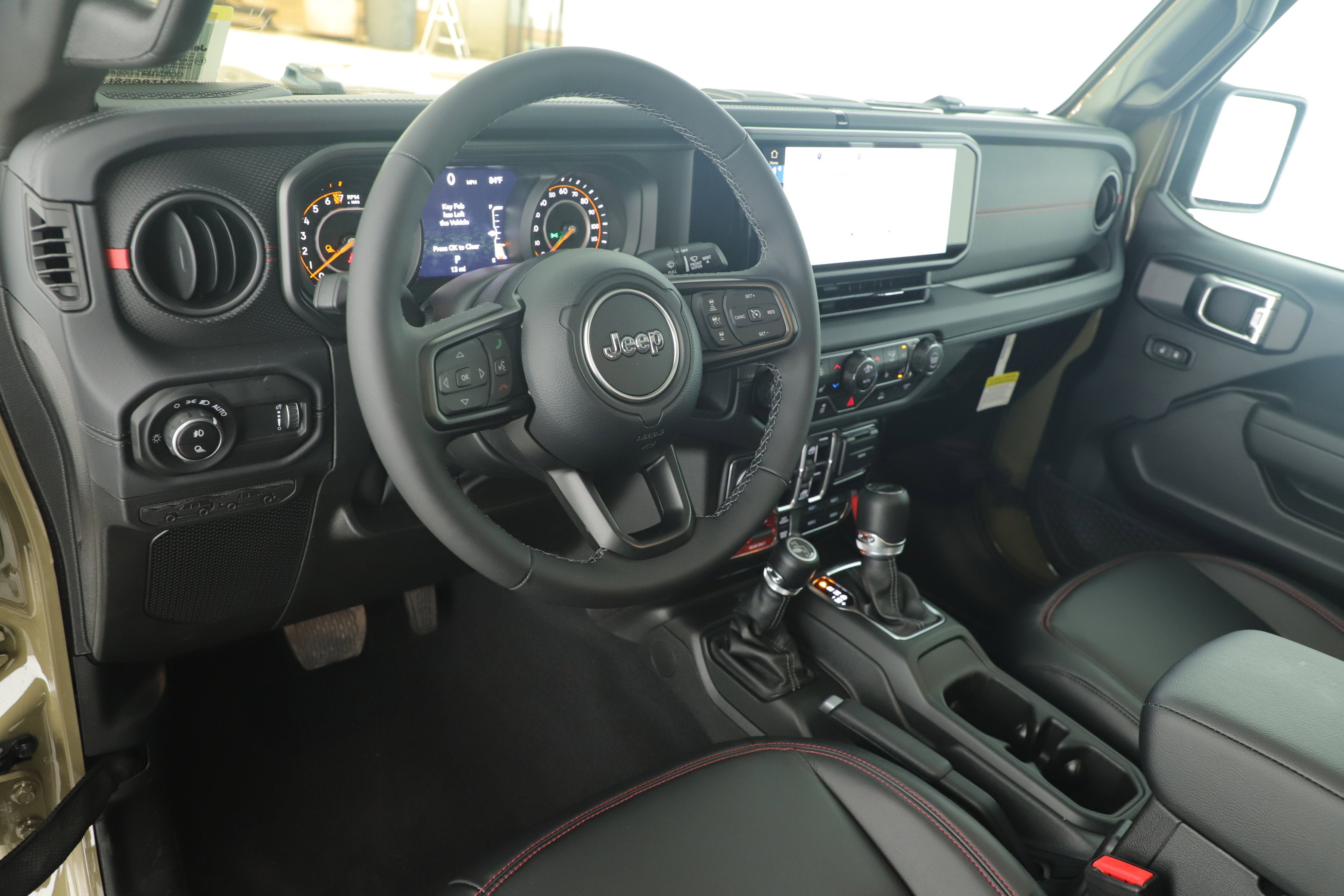 2025 Jeep Gladiator GLADIATOR RUBICON 4X4