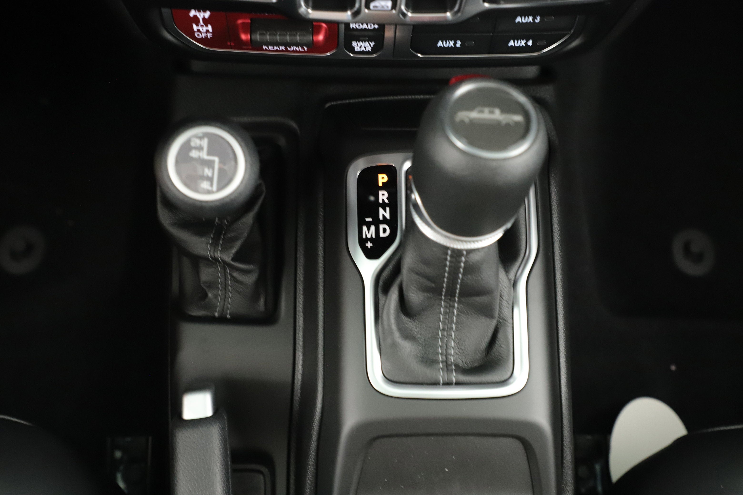 2025 Jeep Gladiator GLADIATOR RUBICON 4X4