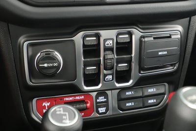 2025 Jeep Gladiator GLADIATOR RUBICON 4X4