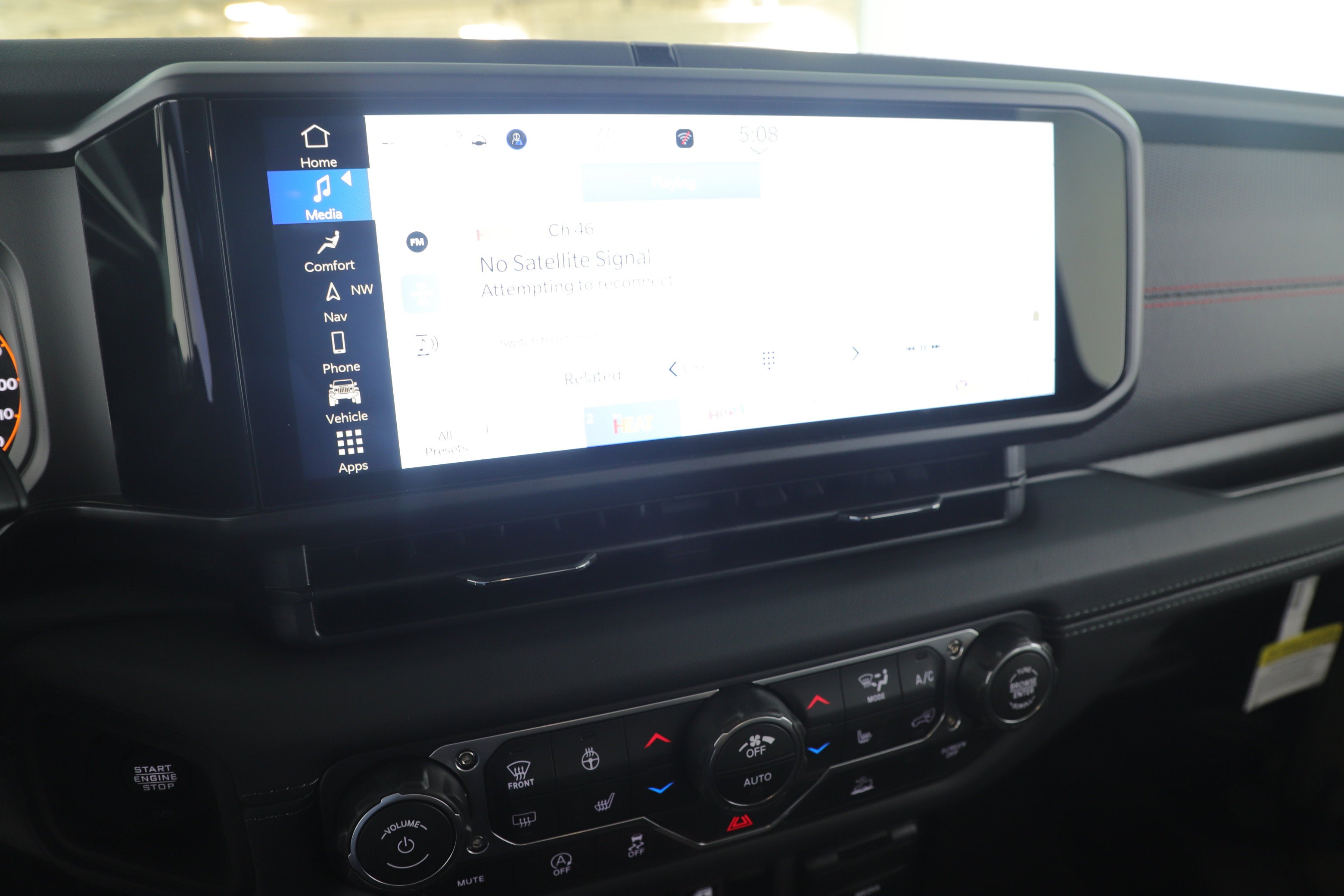 2025 Jeep Gladiator GLADIATOR RUBICON 4X4